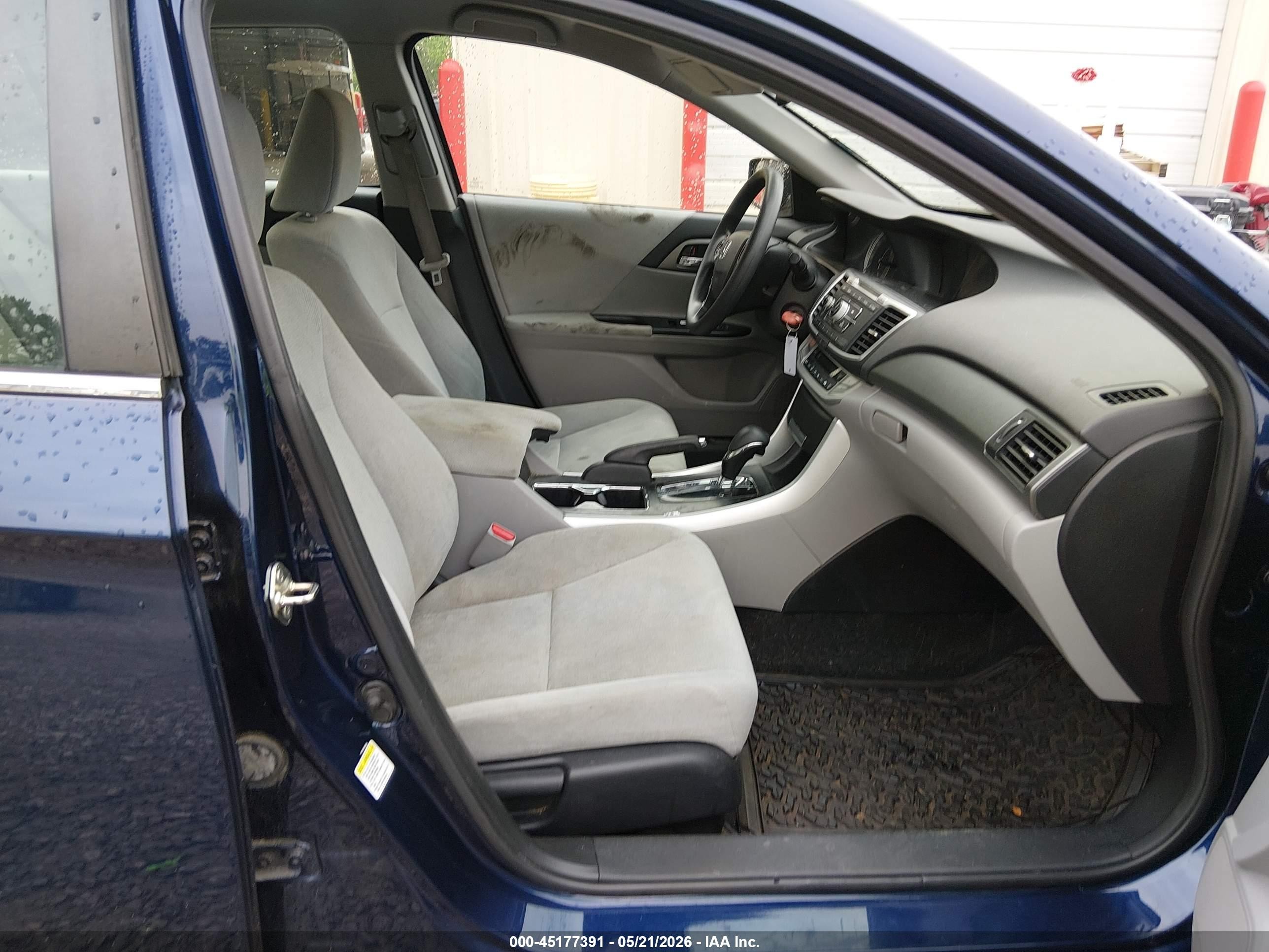 2013 Honda Accord Lx Blue vin: 1HGCR2F38DA090113