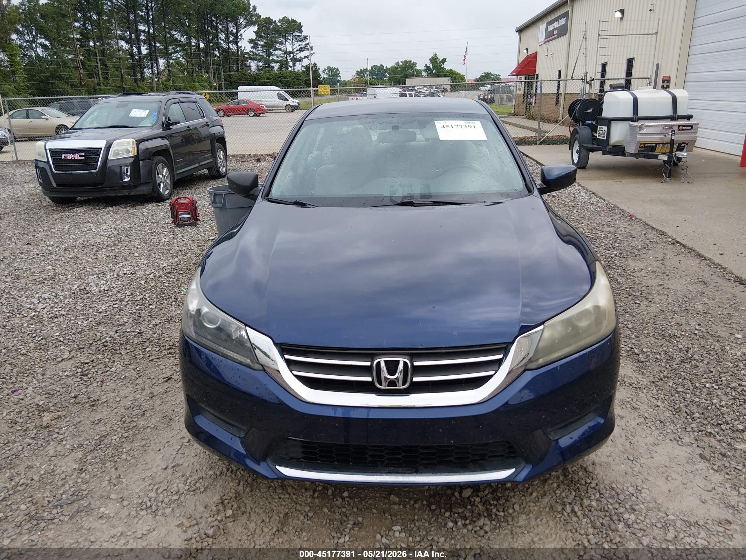 2013 Honda Accord Lx Blue vin: 1HGCR2F38DA090113