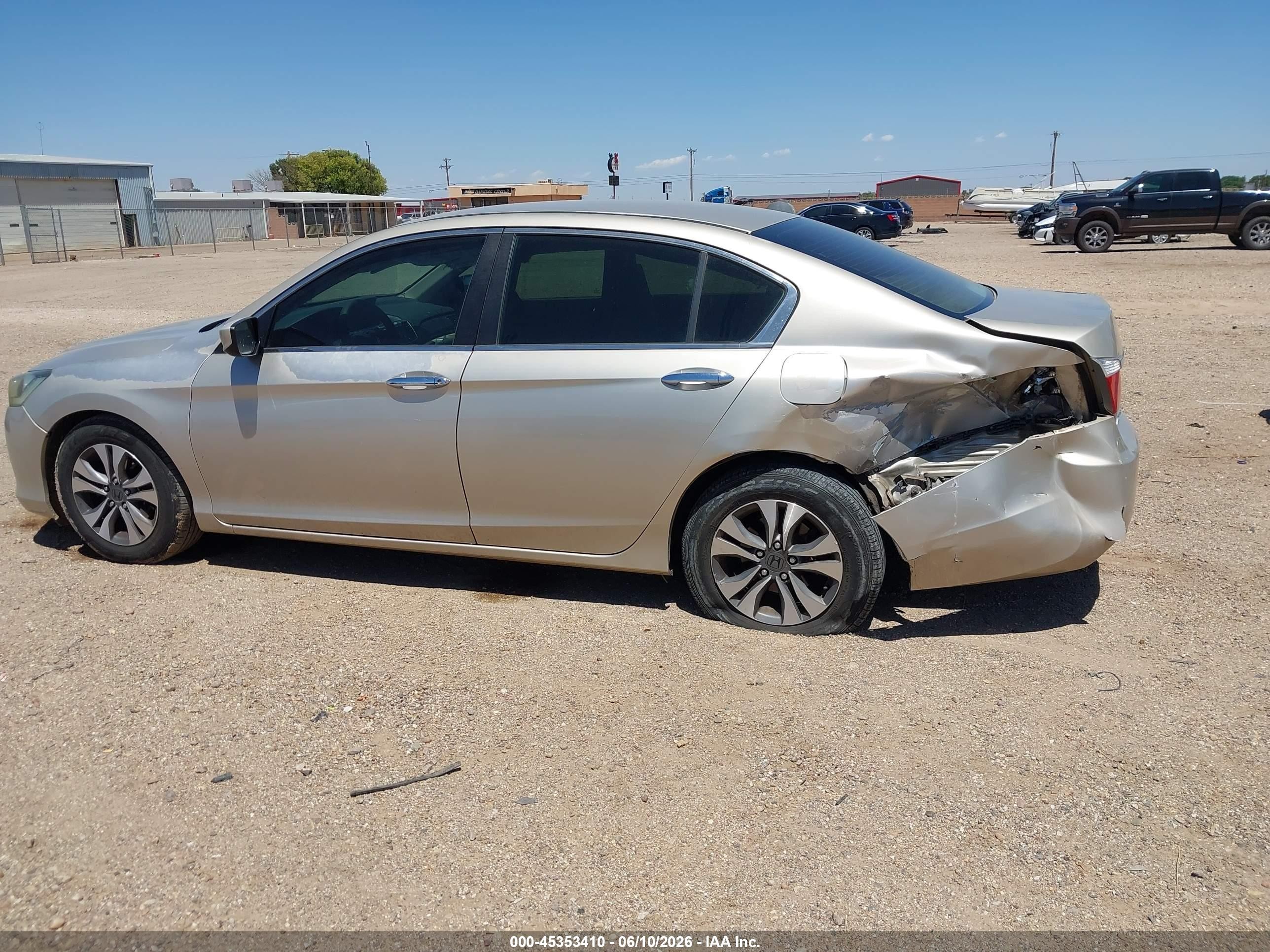 2013 Honda Accord Lx Silver vin: 1HGCR2F38DA144574