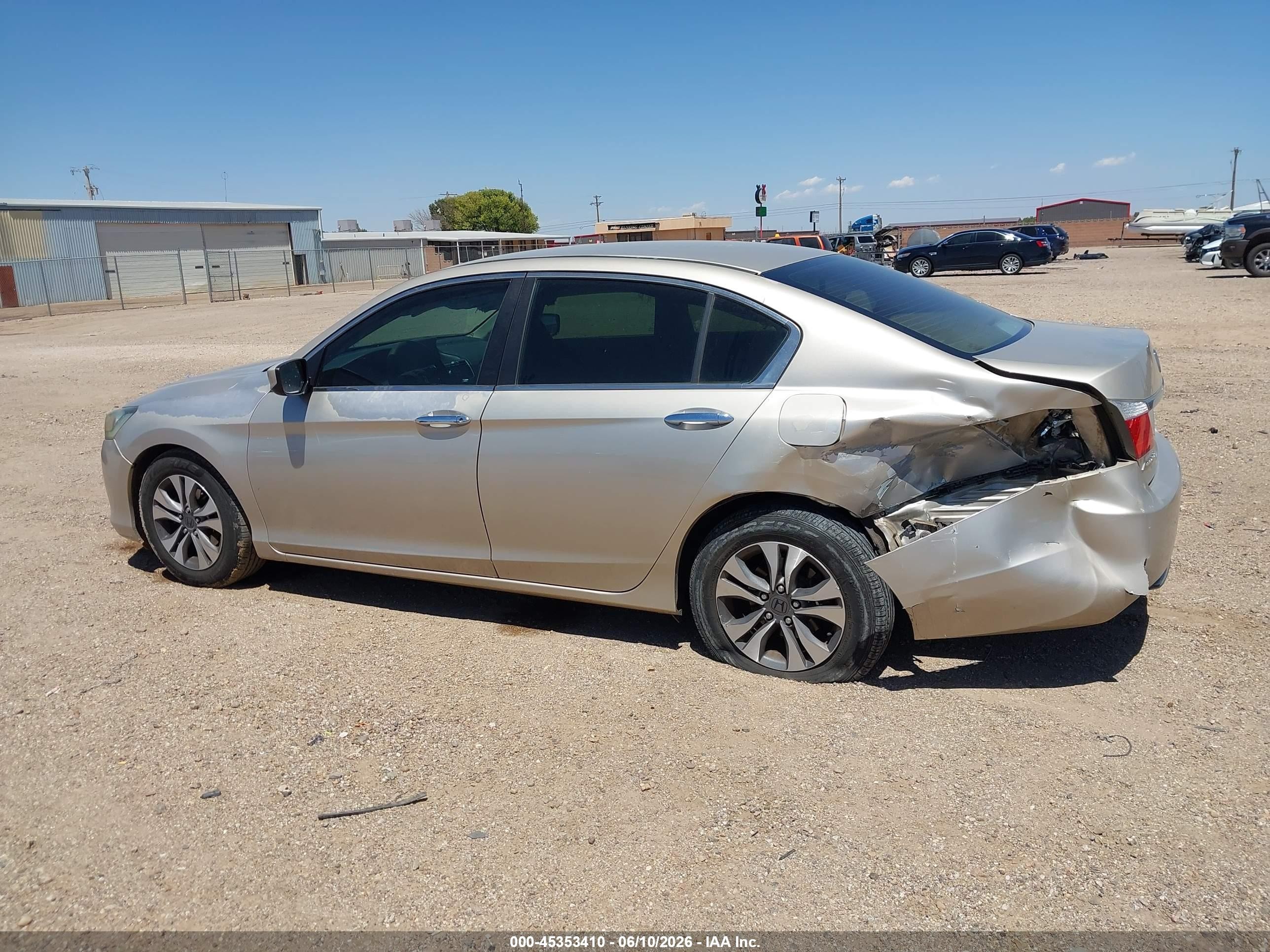 2013 Honda Accord Lx Silver vin: 1HGCR2F38DA144574