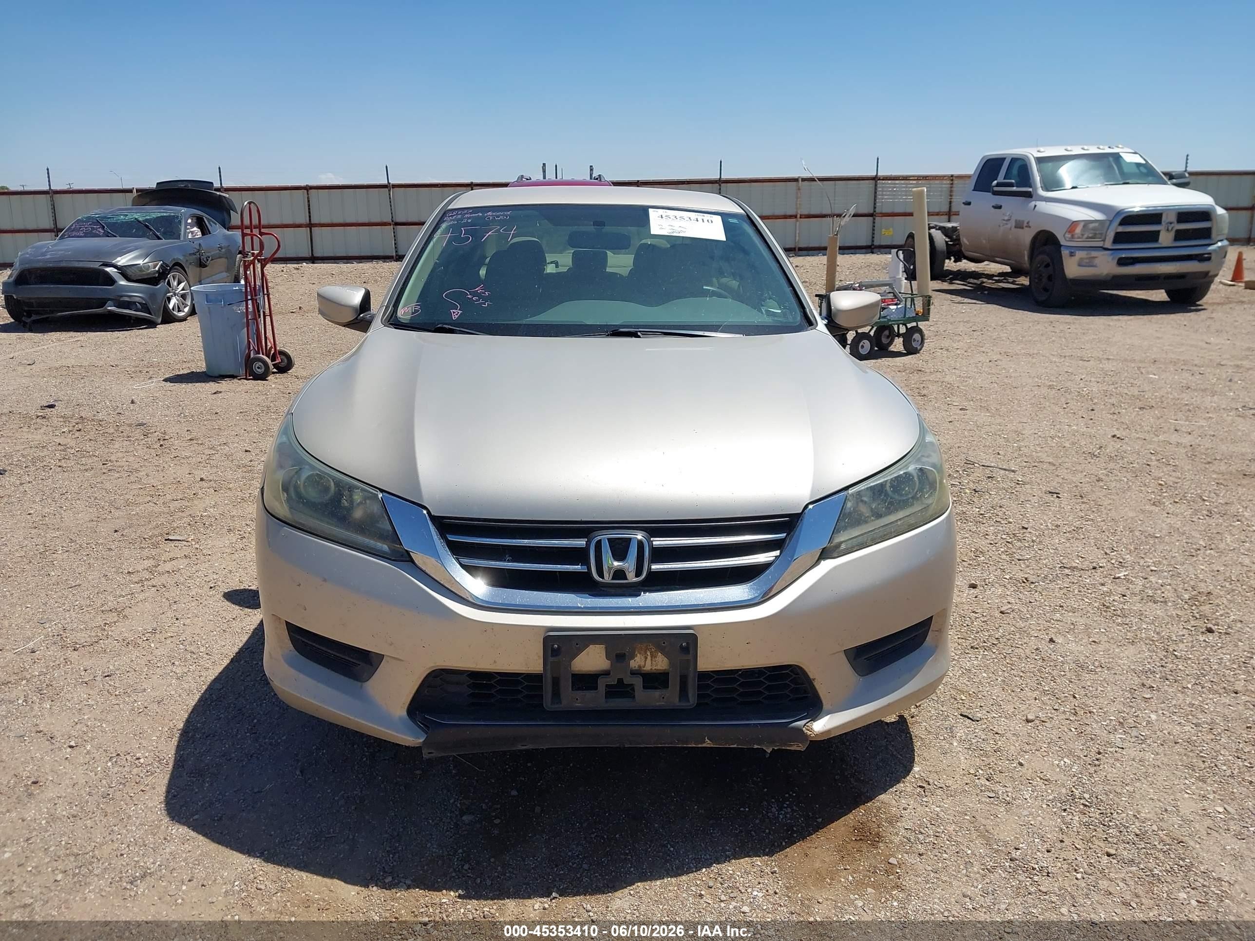 2013 Honda Accord Lx Silver vin: 1HGCR2F38DA144574
