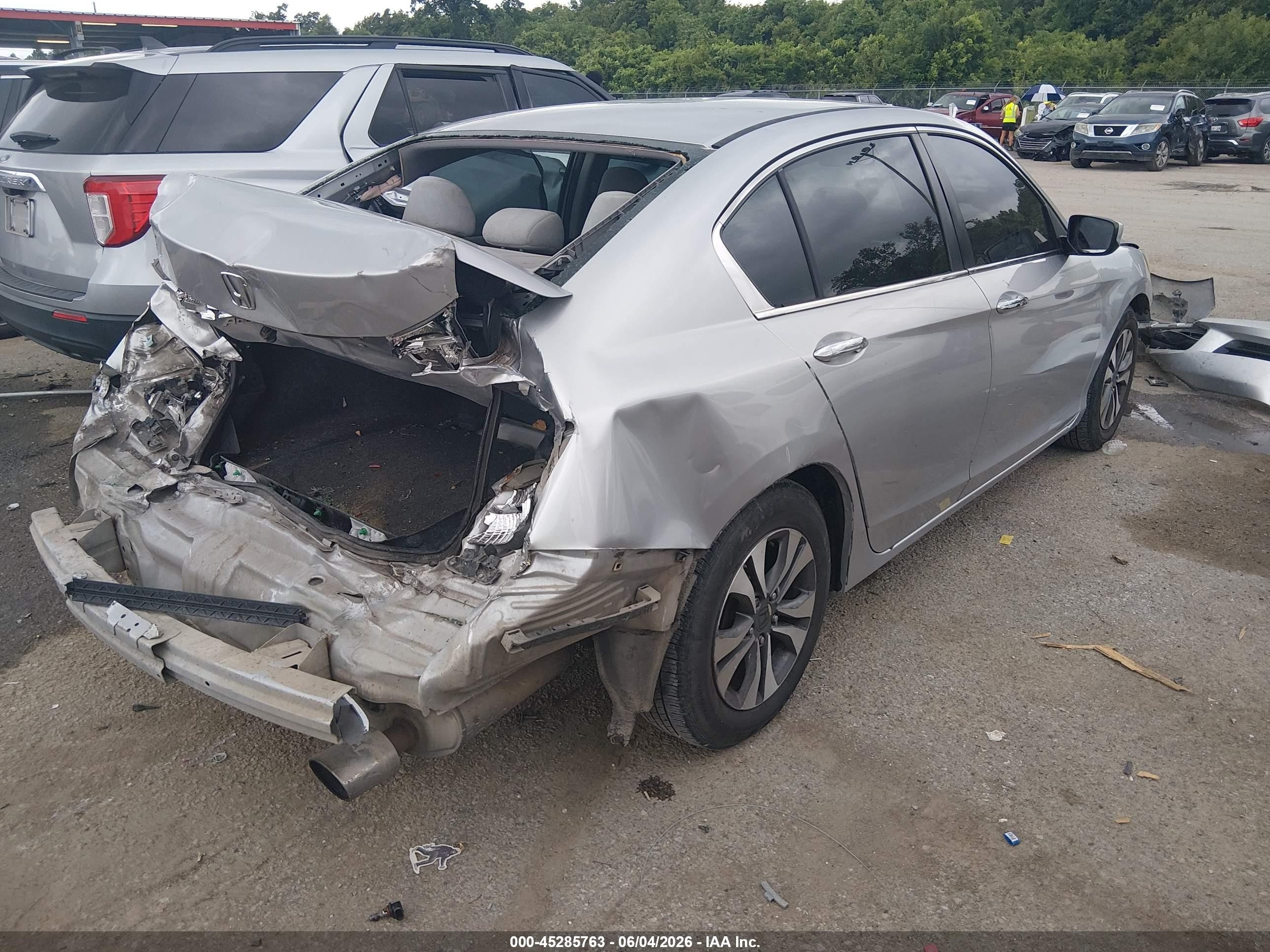 2013 Honda Accord Lx Silver vin: 1HGCR2F38DA187926