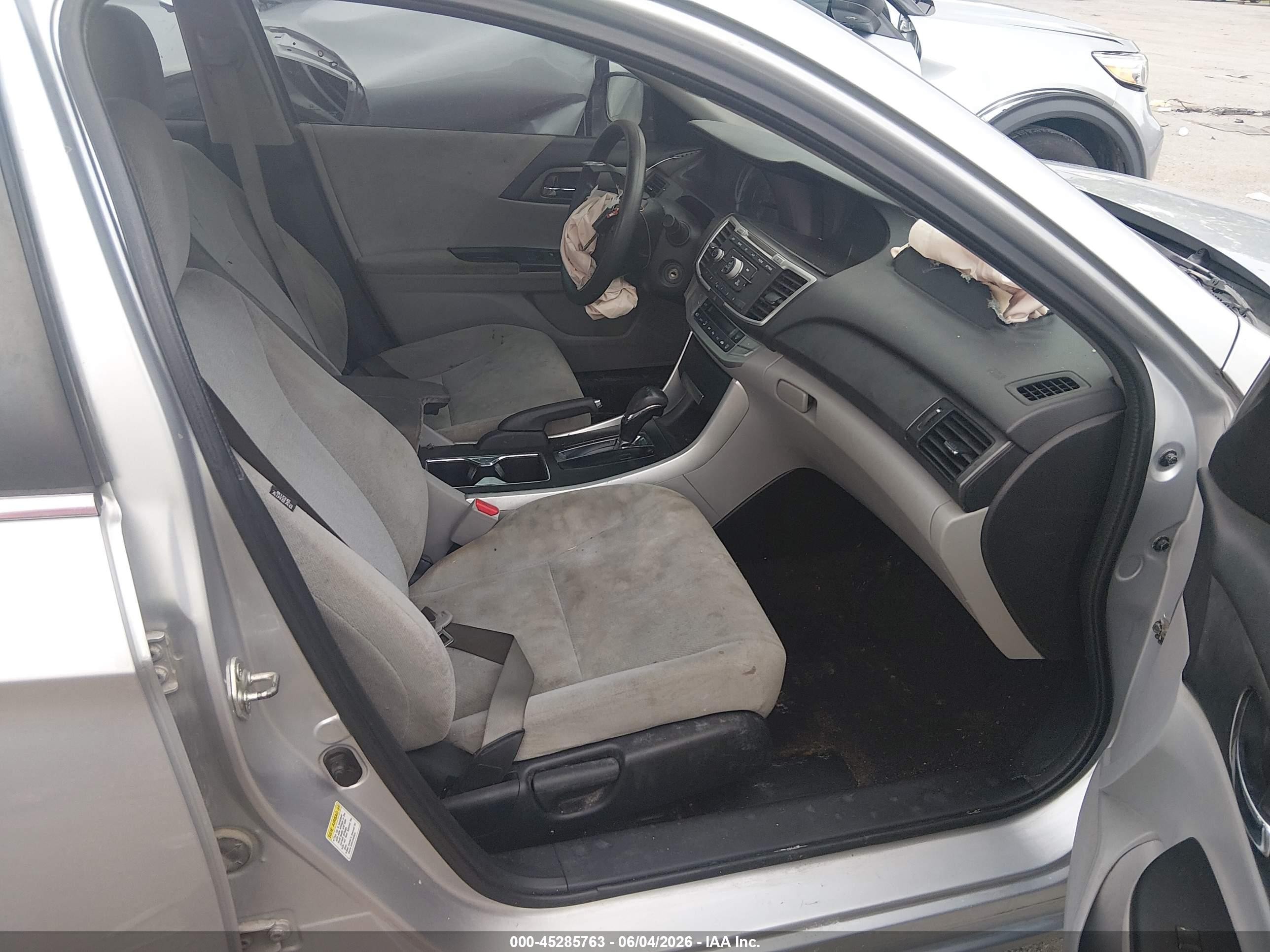 2013 Honda Accord Lx Silver vin: 1HGCR2F38DA187926