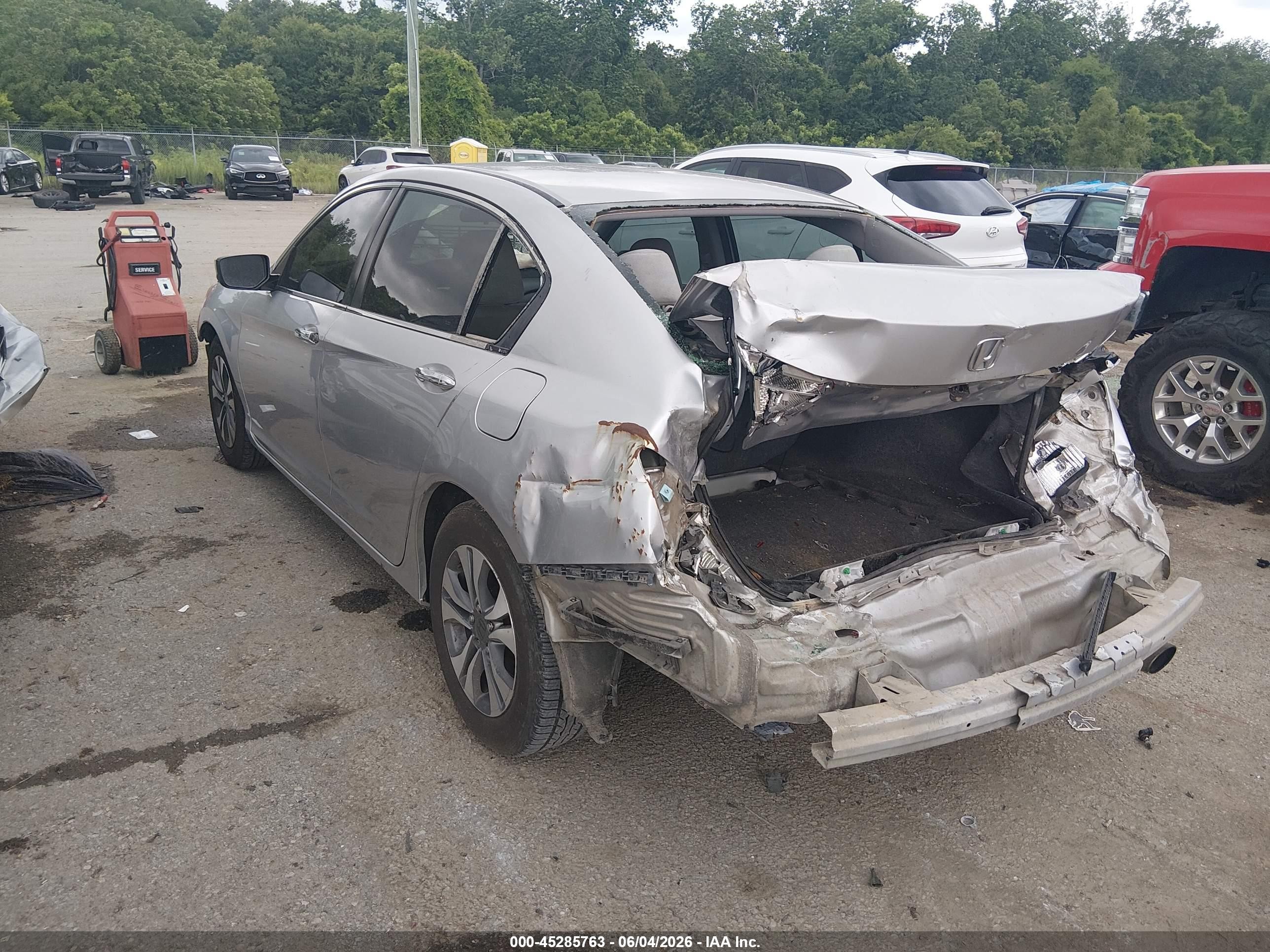 2013 Honda Accord Lx Silver vin: 1HGCR2F38DA187926