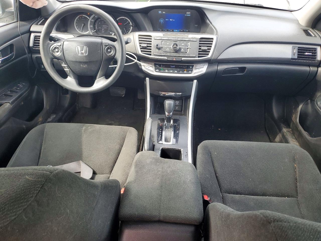 2013 Honda Accord Lx Серебряный vin: 1HGCR2F38DA206040