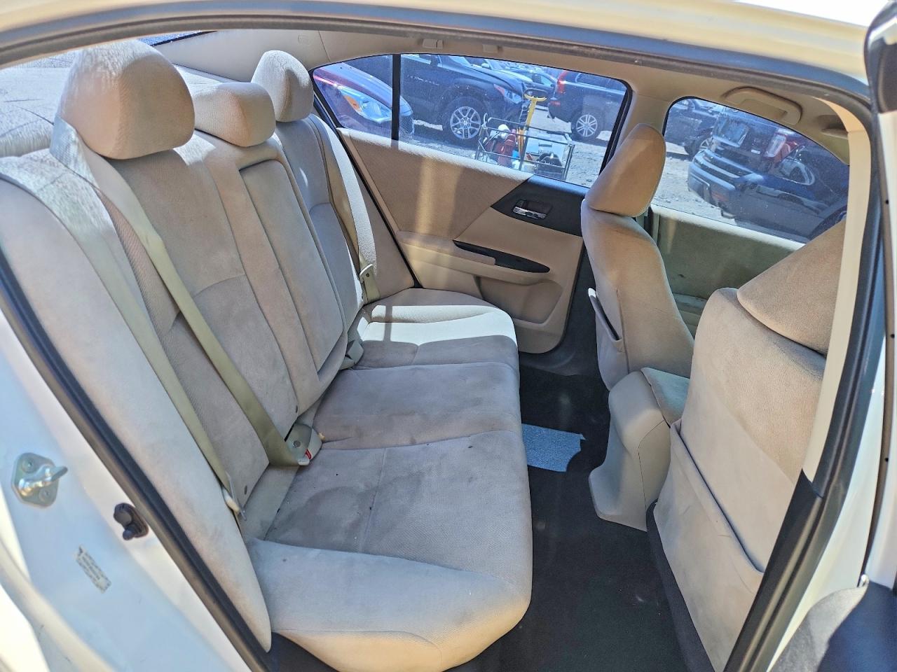 2013 Honda Accord Lx White vin: 1HGCR2F38DA207818