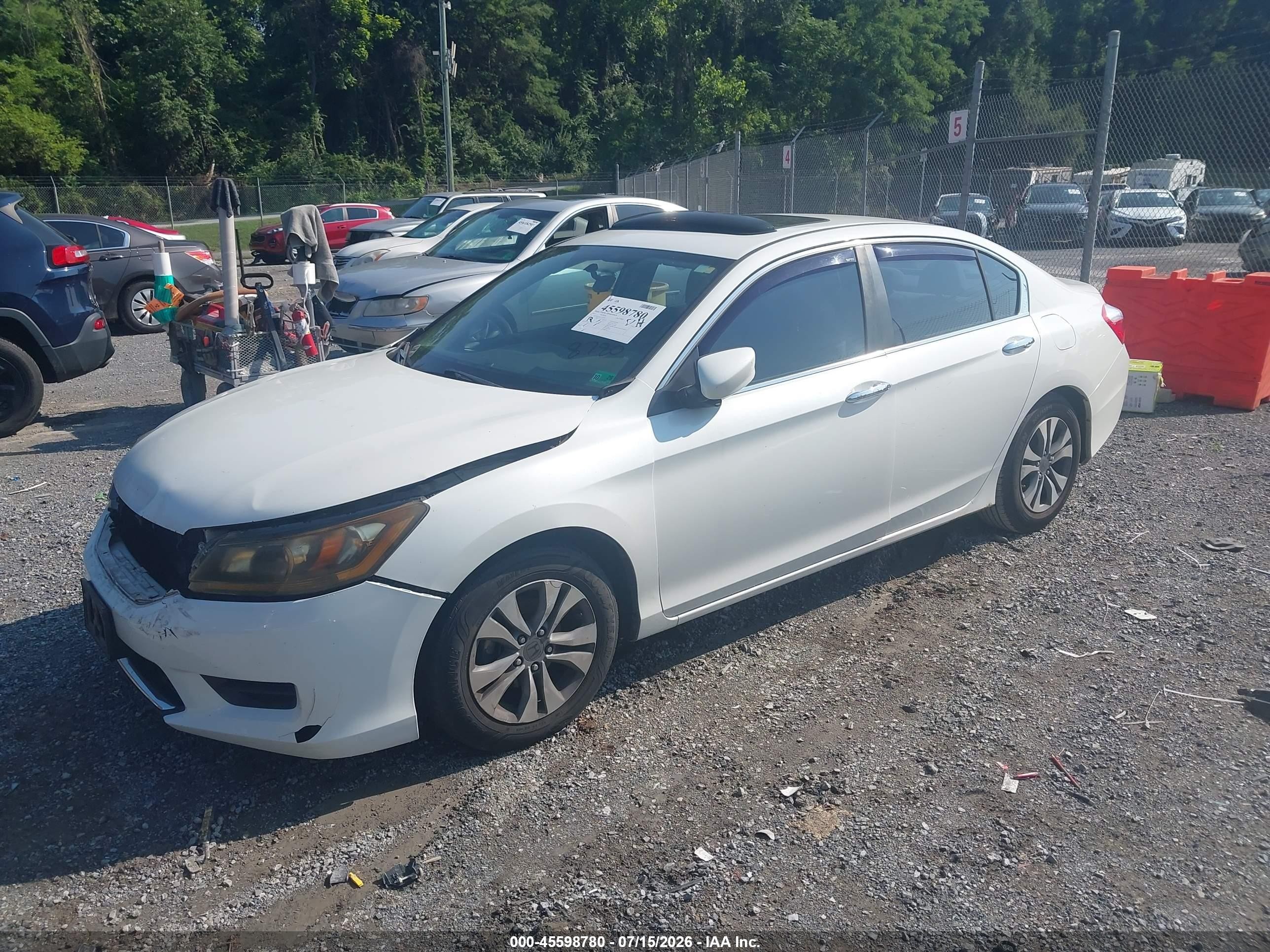 2013 Honda Accord Lx White vin: 1HGCR2F38DA225039
