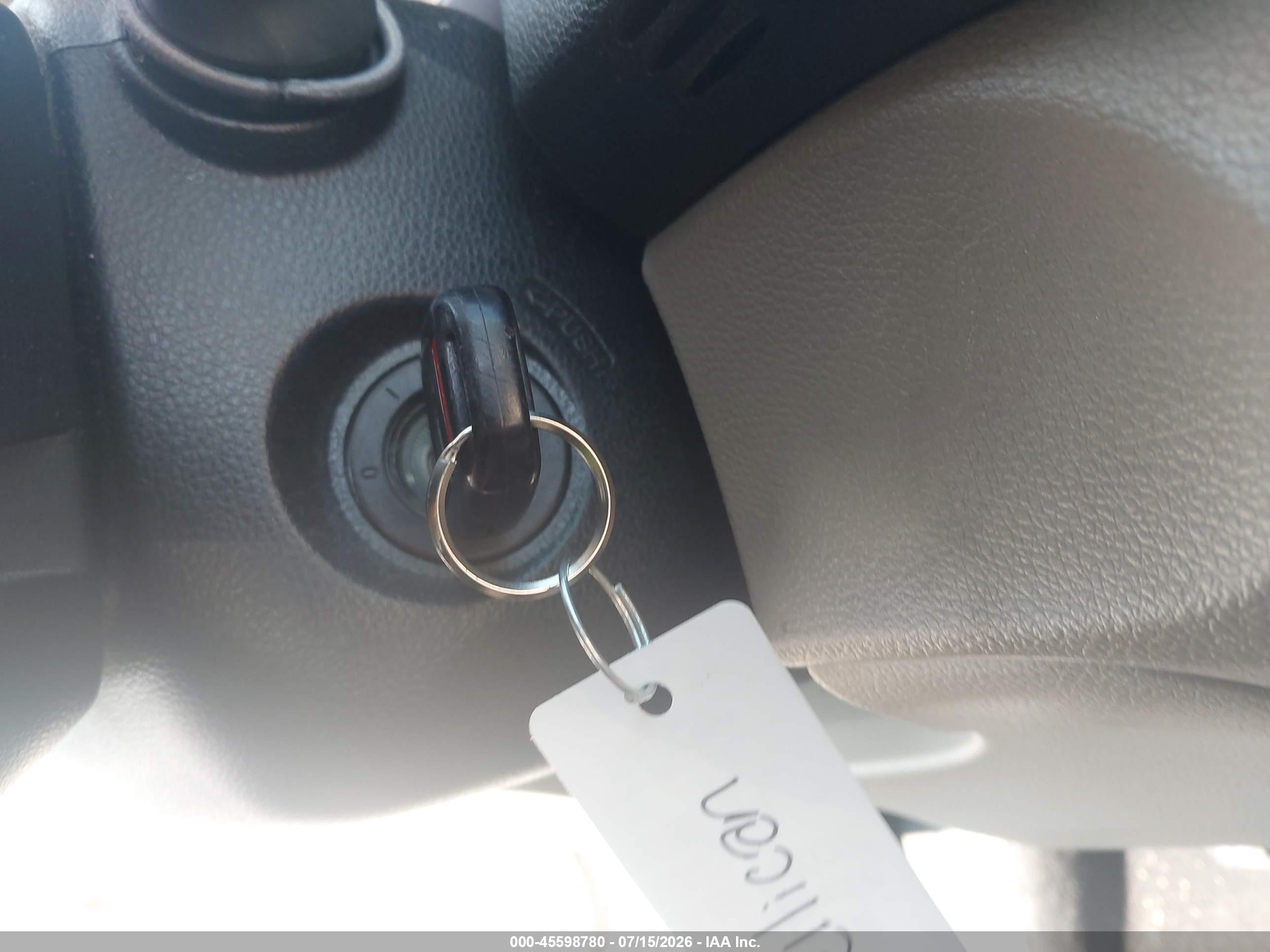 2013 Honda Accord Lx White vin: 1HGCR2F38DA225039