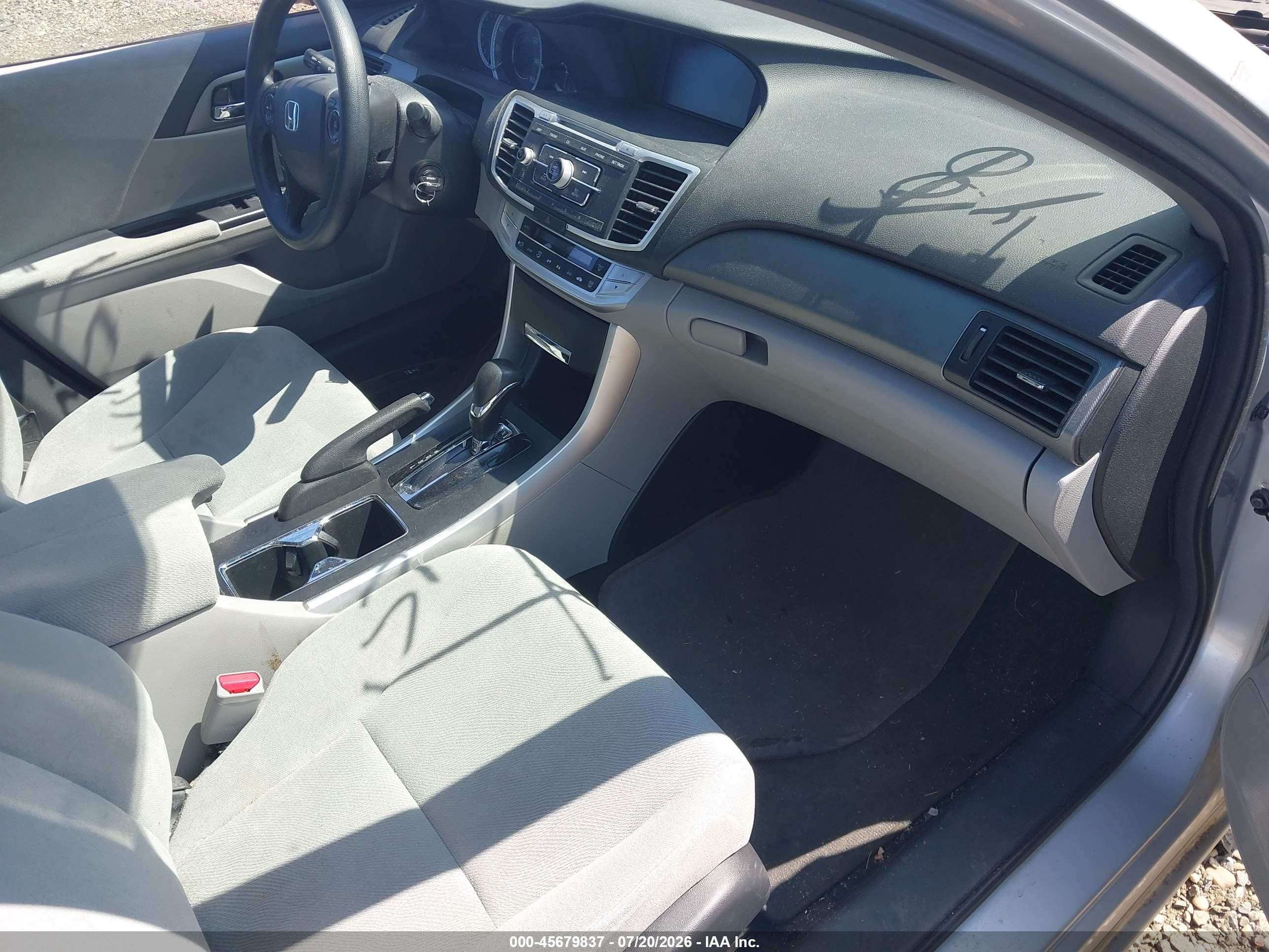 2013 Honda Accord Lx Silver vin: 1HGCR2F38DA250247