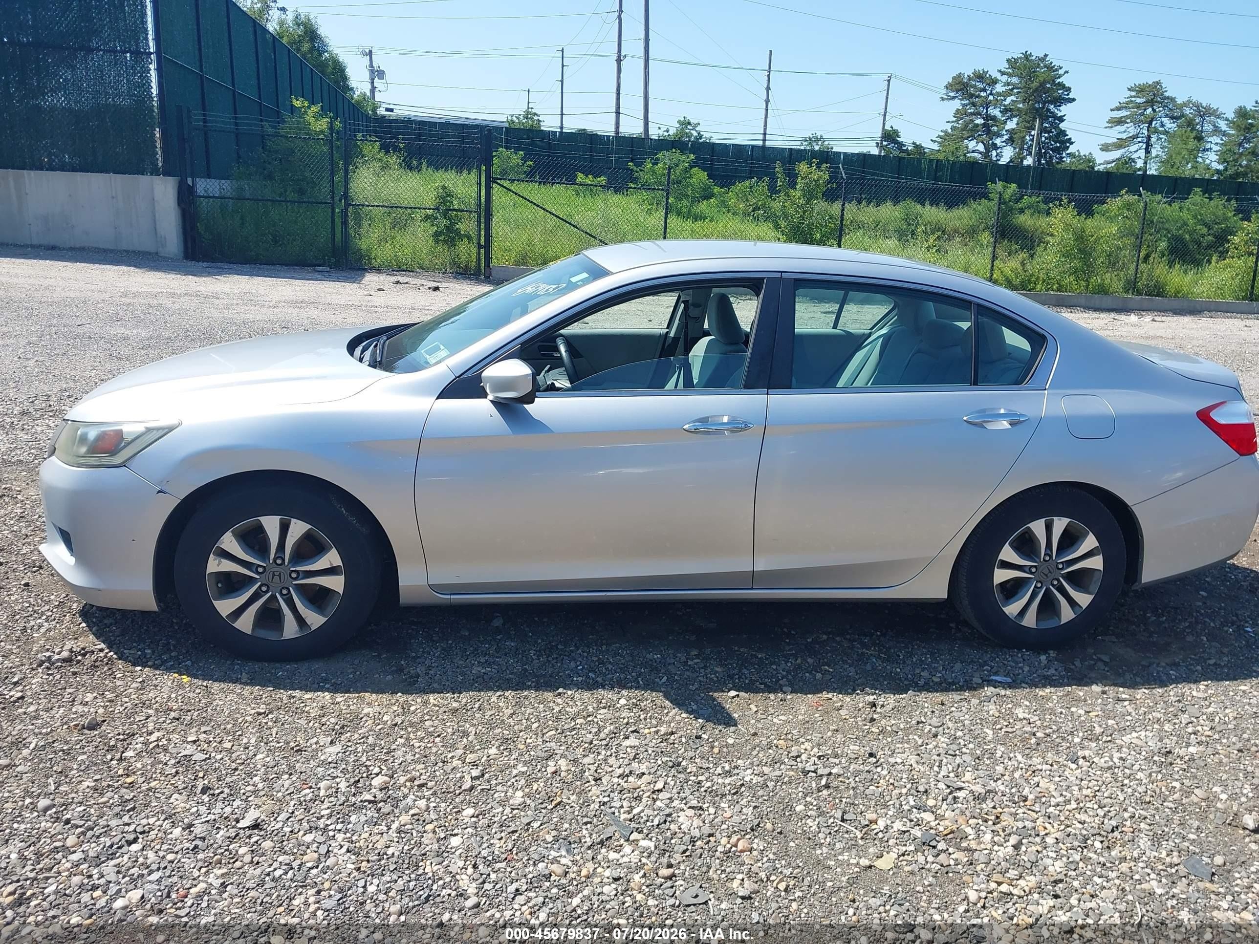 2013 Honda Accord Lx Silver vin: 1HGCR2F38DA250247