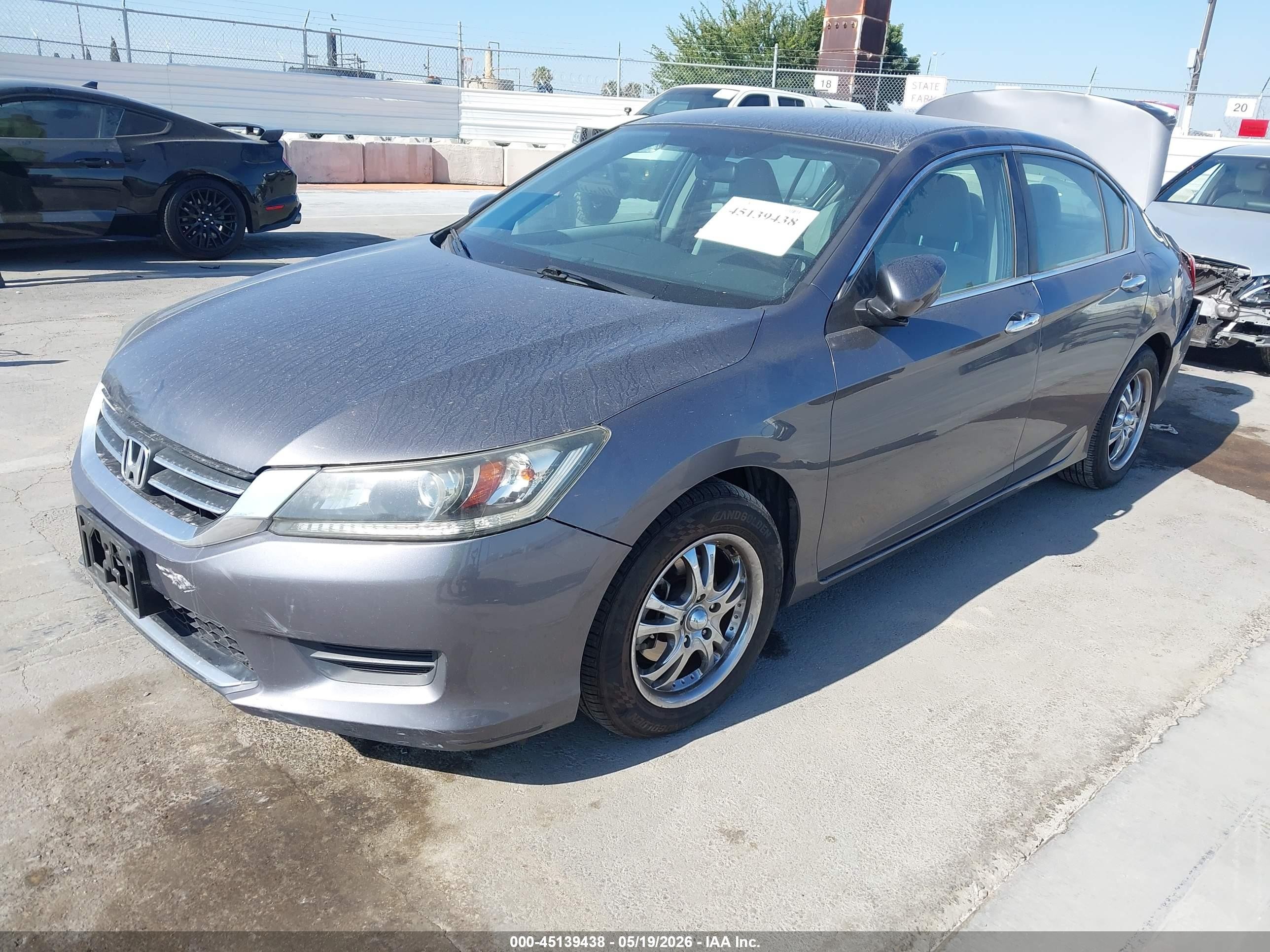 2013 Honda Accord Lx Gray vin: 1HGCR2F38DA268795