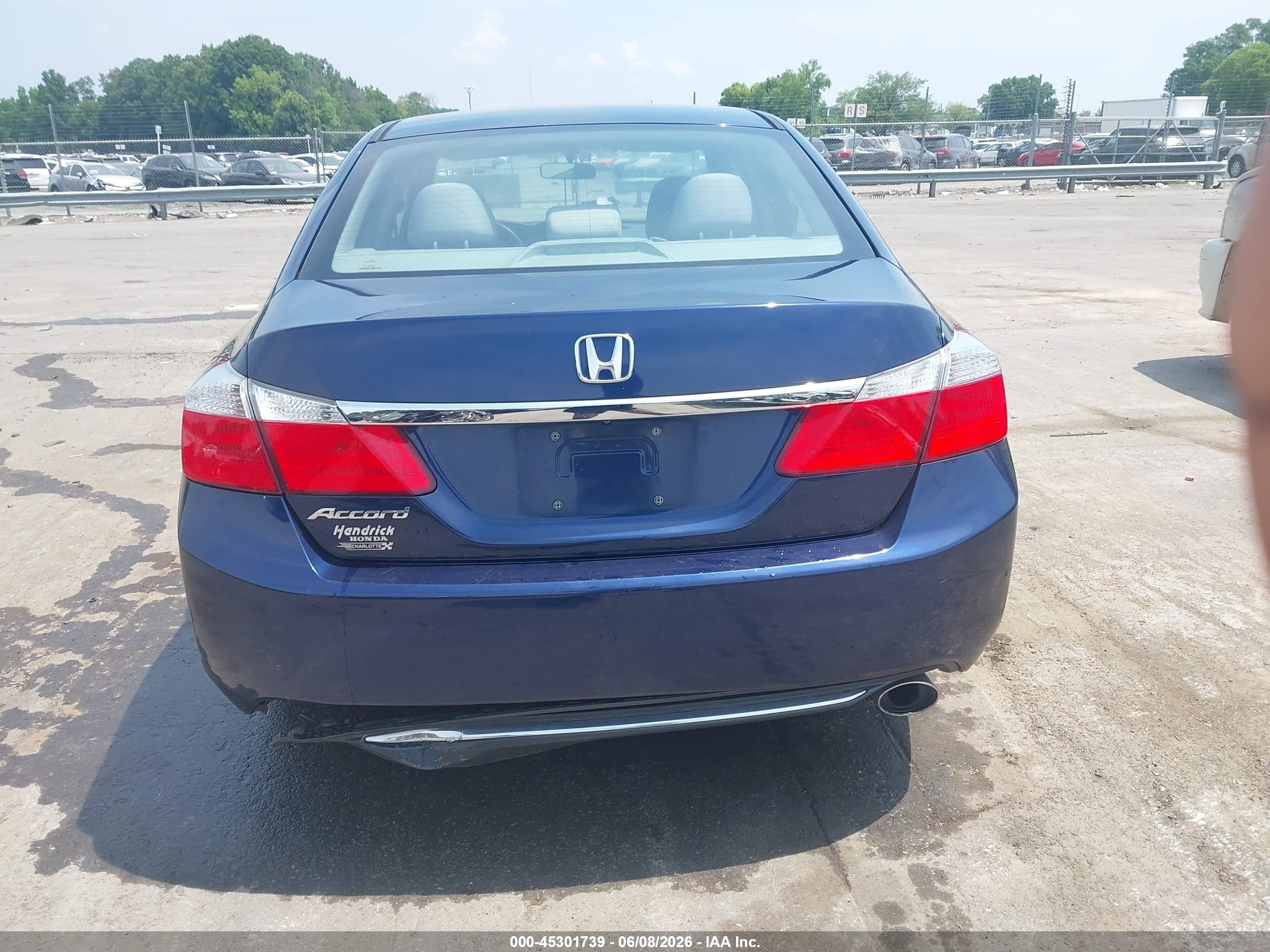 2015 Honda Accord Lx Blue vin: 1HGCR2F38FA028603