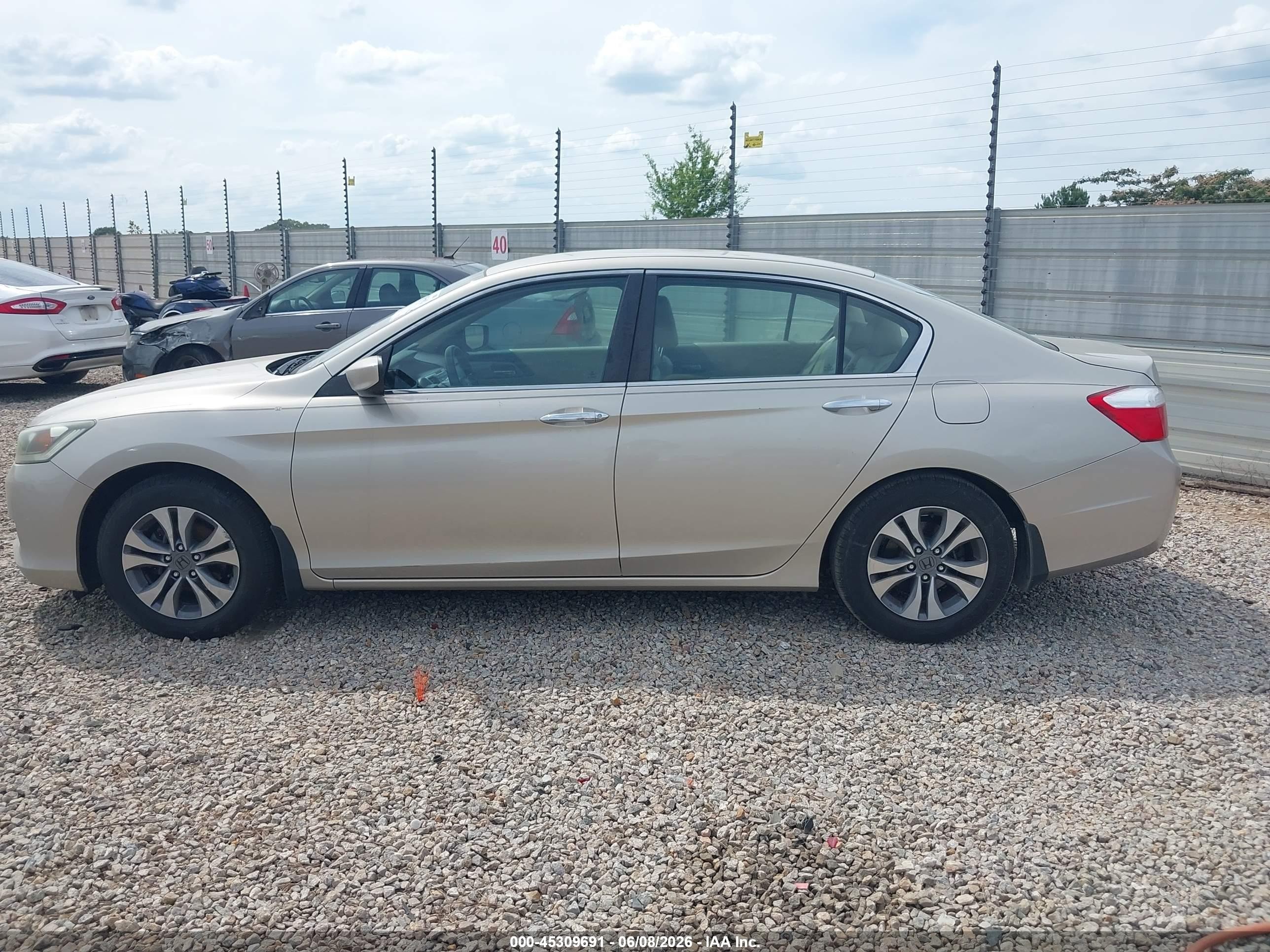 2015 Honda Accord Lx Gold vin: 1HGCR2F38FA053825