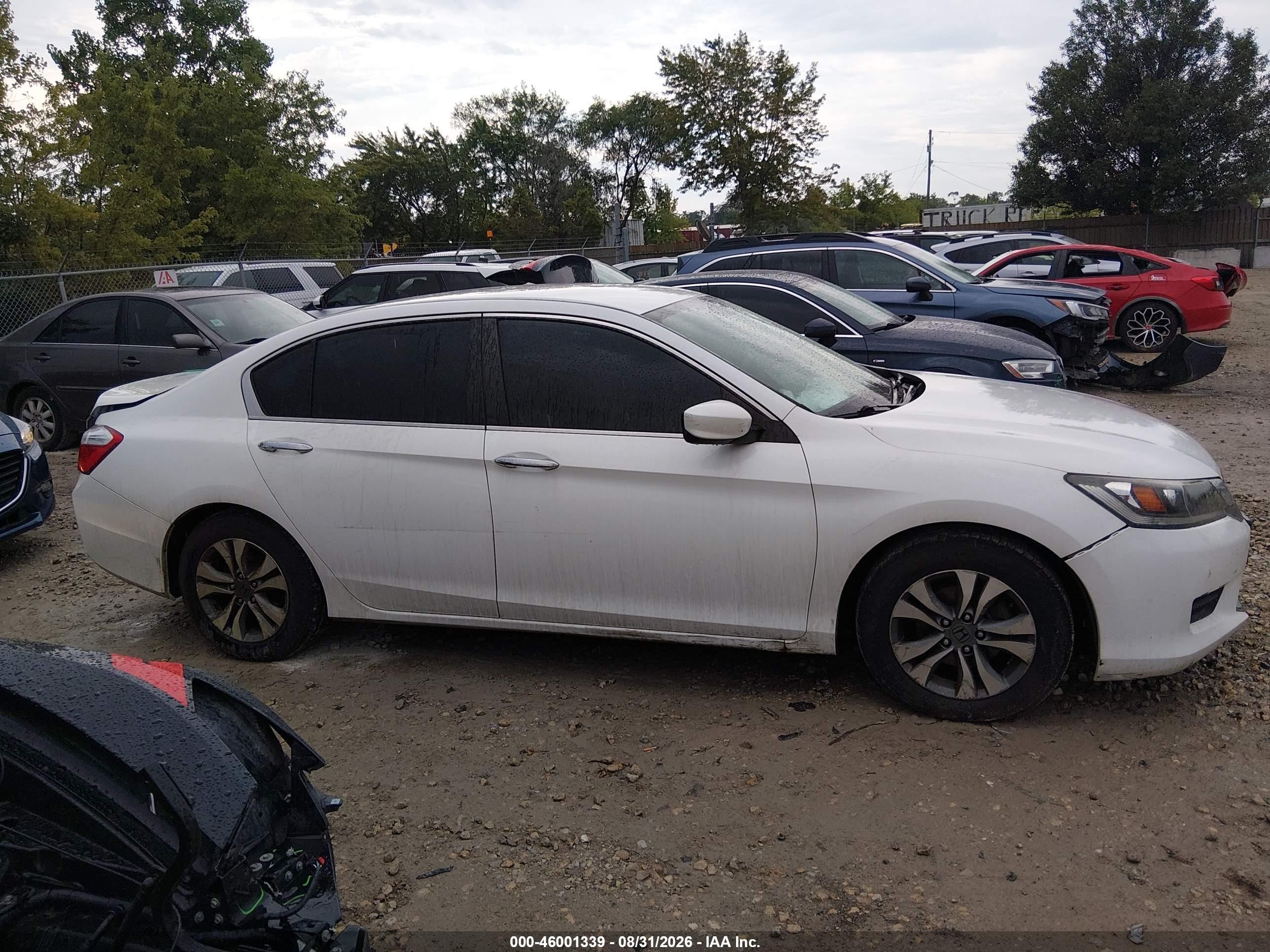 2015 Honda Accord Lx White vin: 1HGCR2F38FA068633