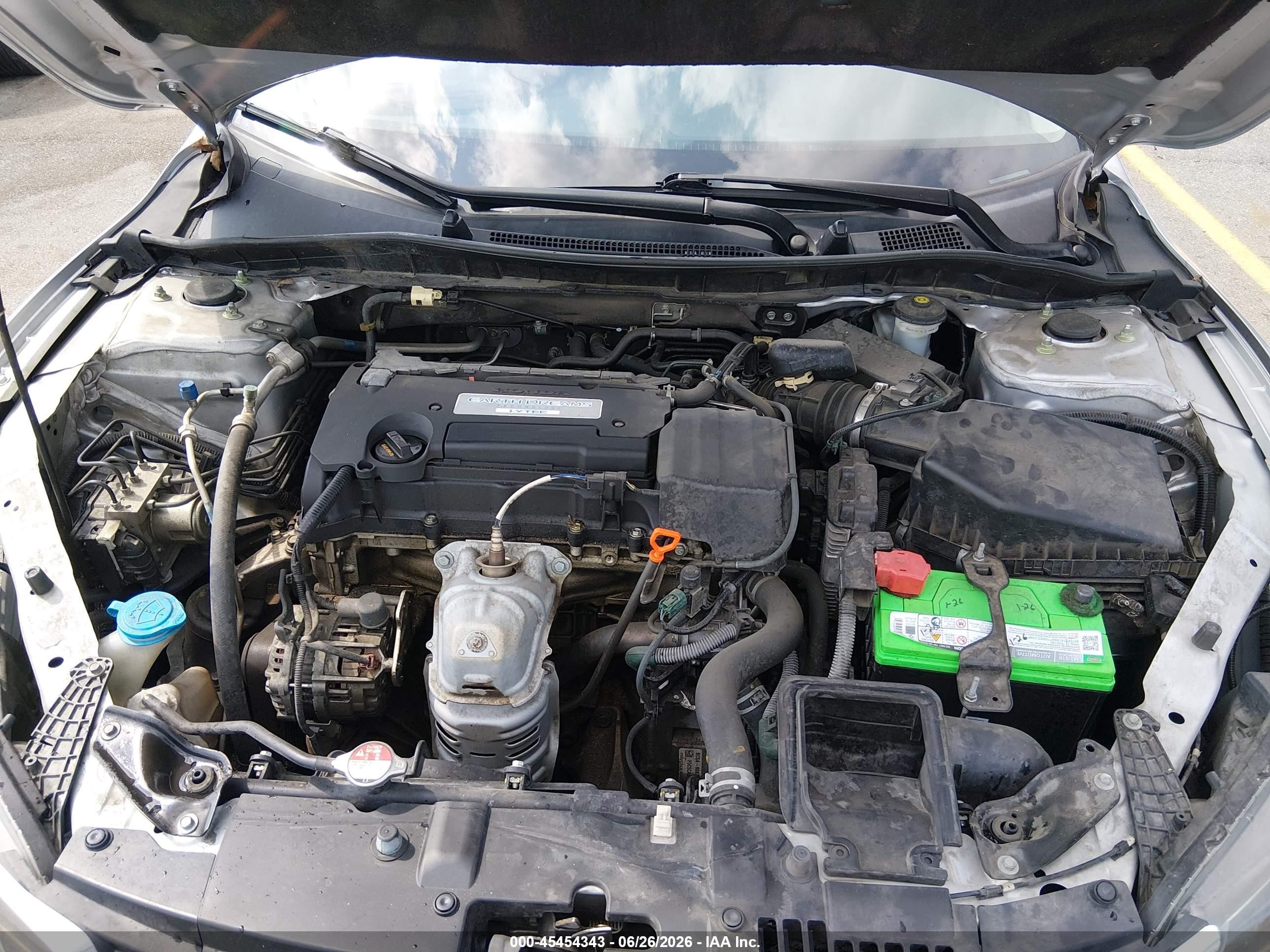 2015 Honda Accord Lx Silver vin: 1HGCR2F38FA079065