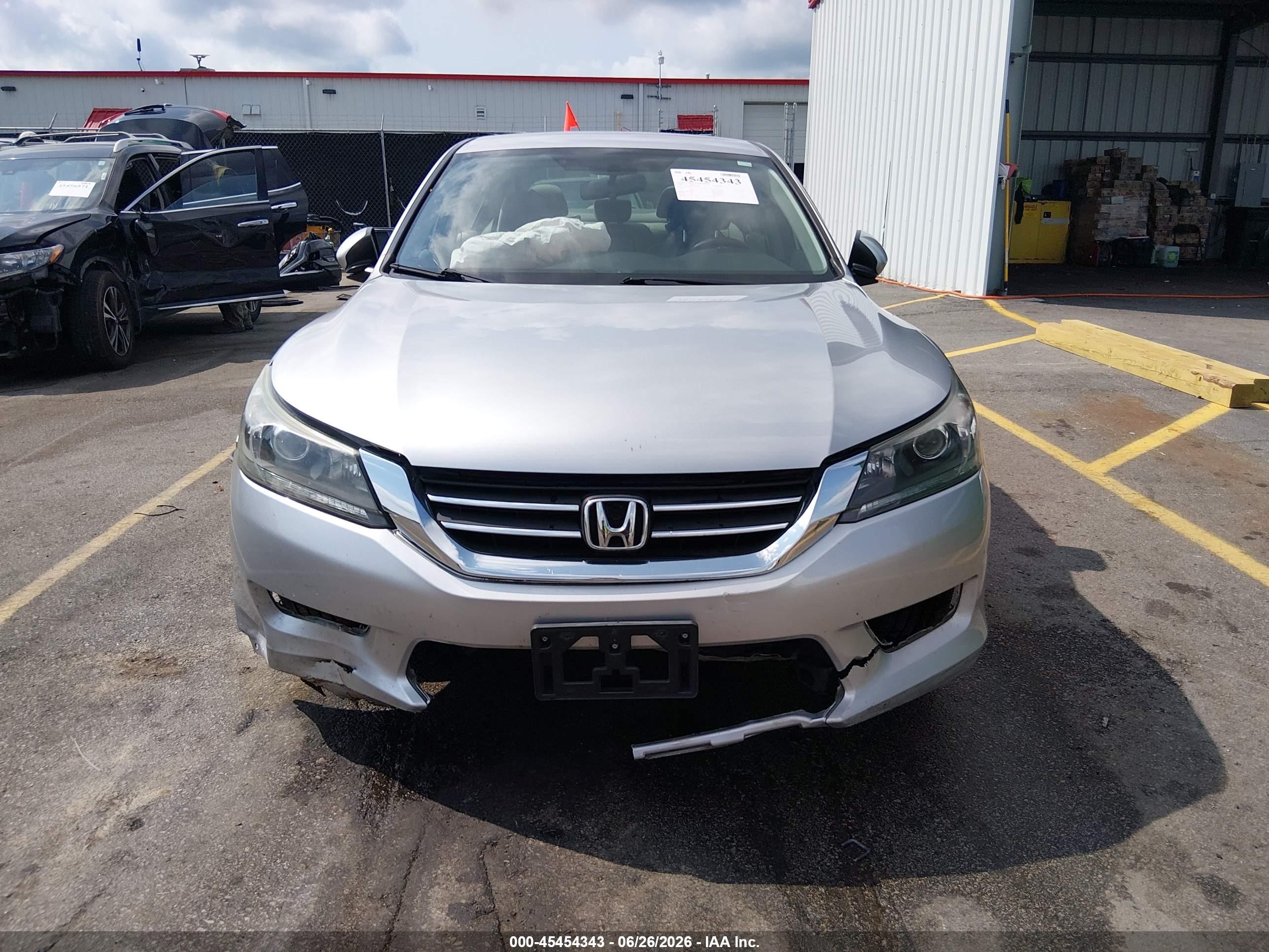 2015 Honda Accord Lx Silver vin: 1HGCR2F38FA079065