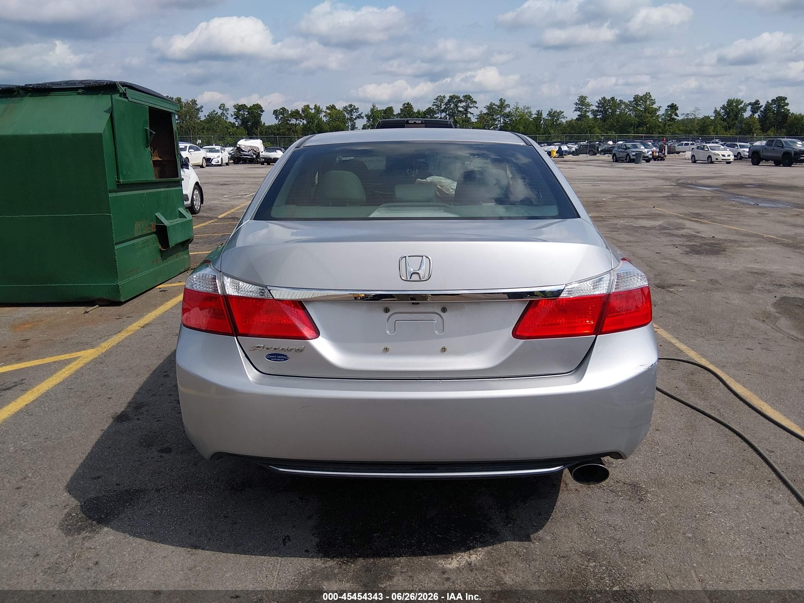 2015 Honda Accord Lx Silver vin: 1HGCR2F38FA079065