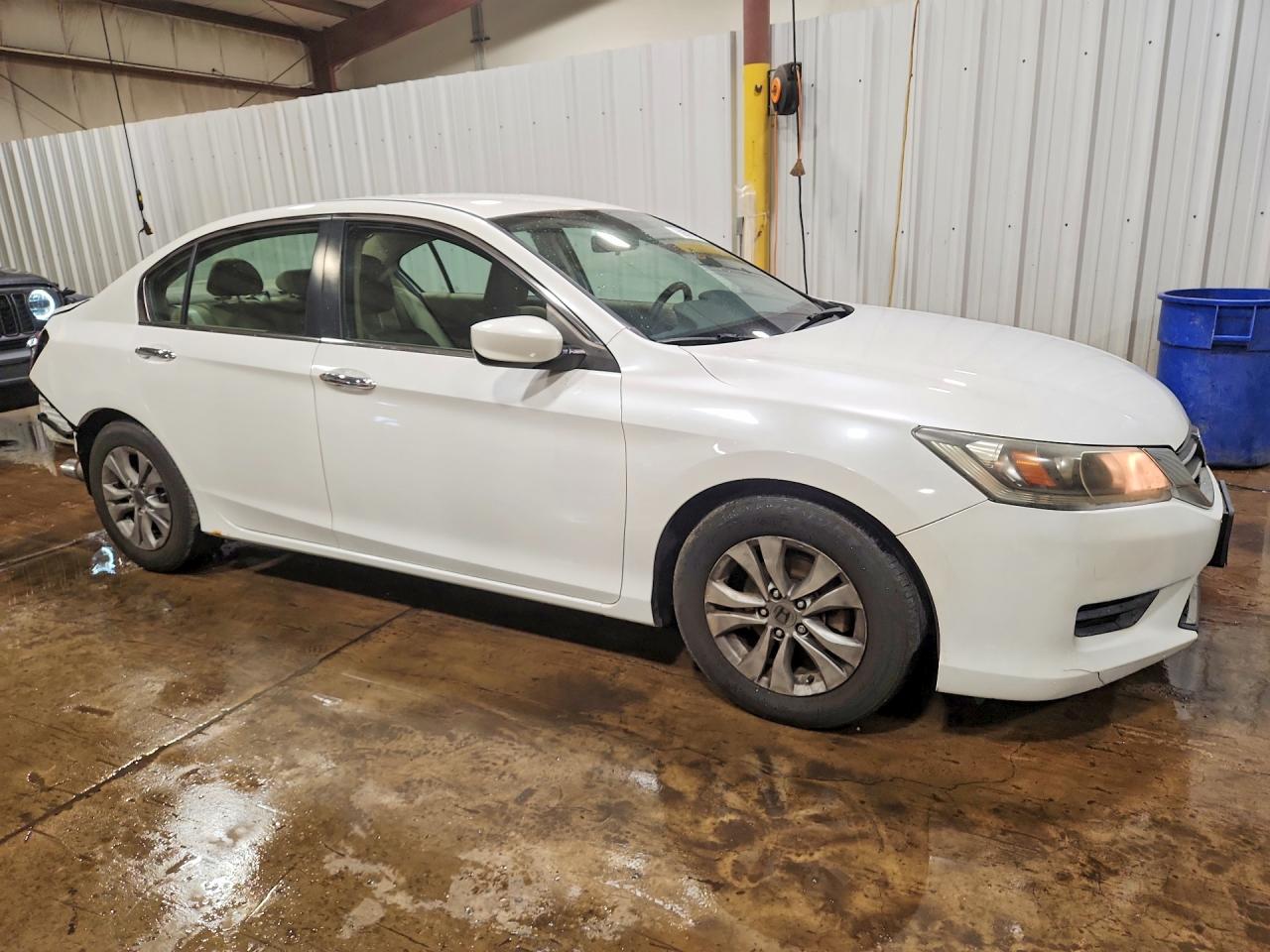 2015 Honda Accord Lx White vin: 1HGCR2F38FA128751