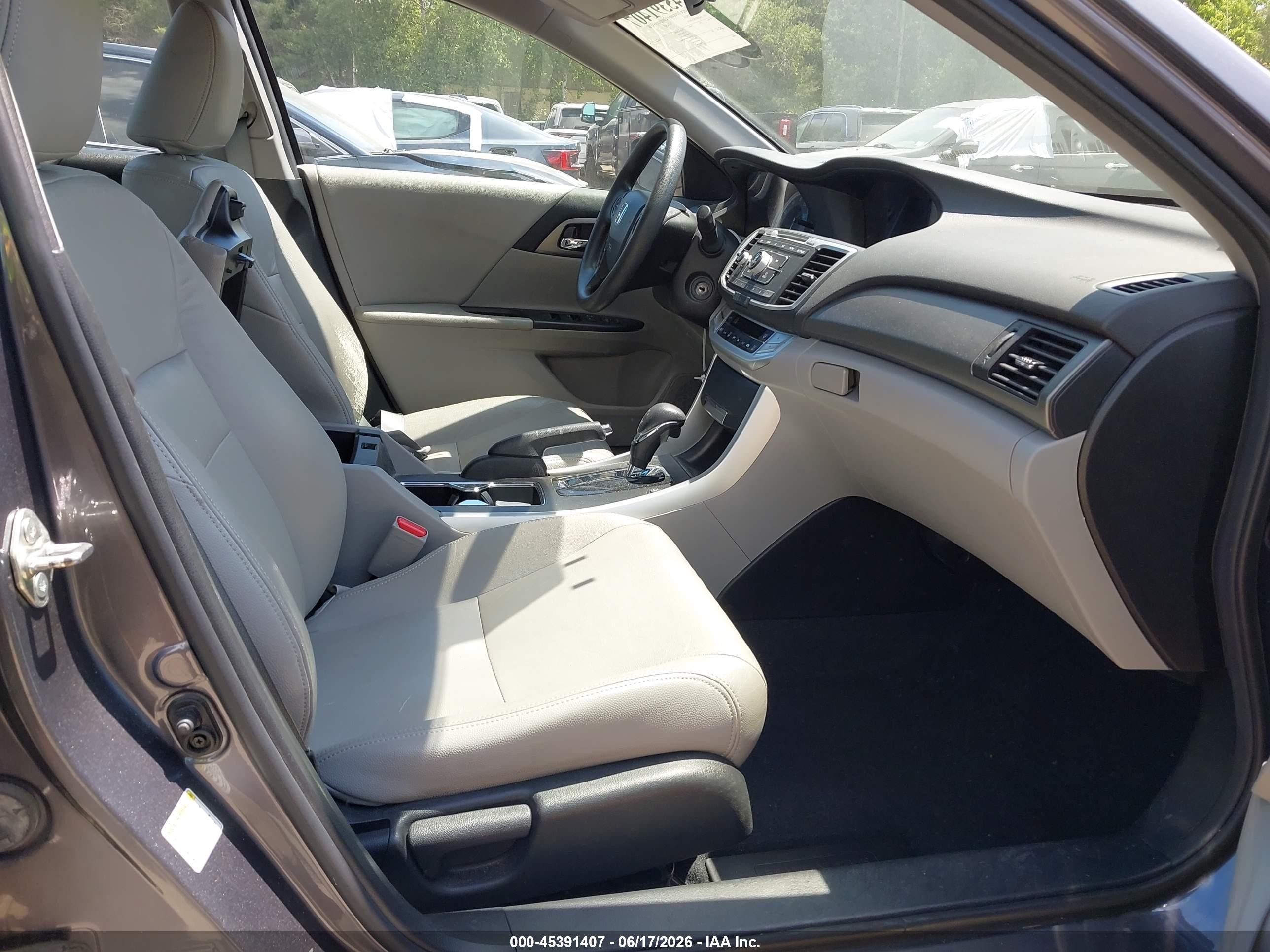 2015 Honda Accord Lx Gray vin: 1HGCR2F38FA144819