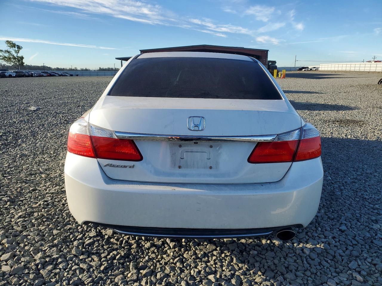 2015 Honda Accord Lx White vin: 1HGCR2F38FA162768