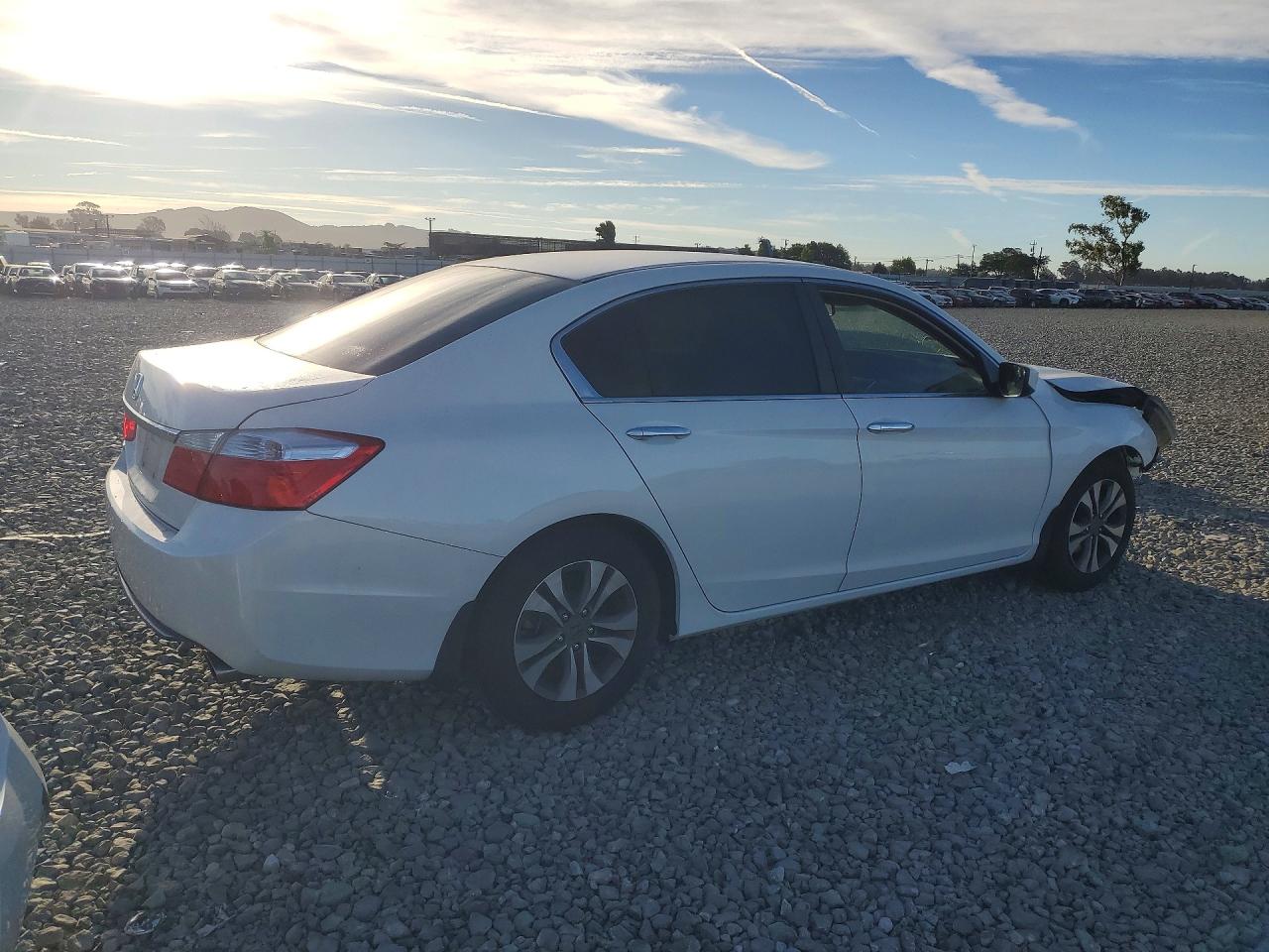 2015 Honda Accord Lx White vin: 1HGCR2F38FA162768