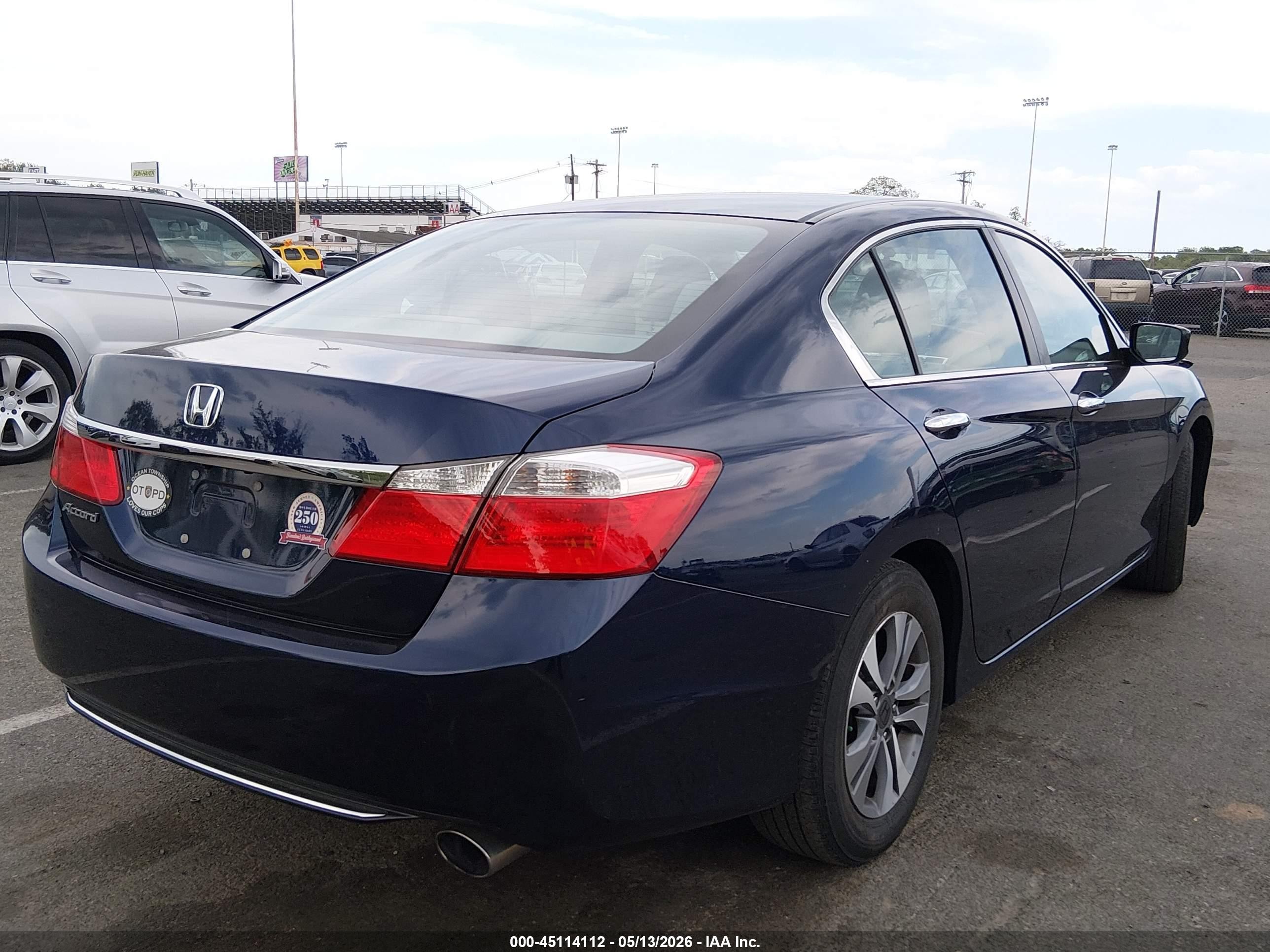 2015 Honda Accord Lx Dark Blue vin: 1HGCR2F38FA210303