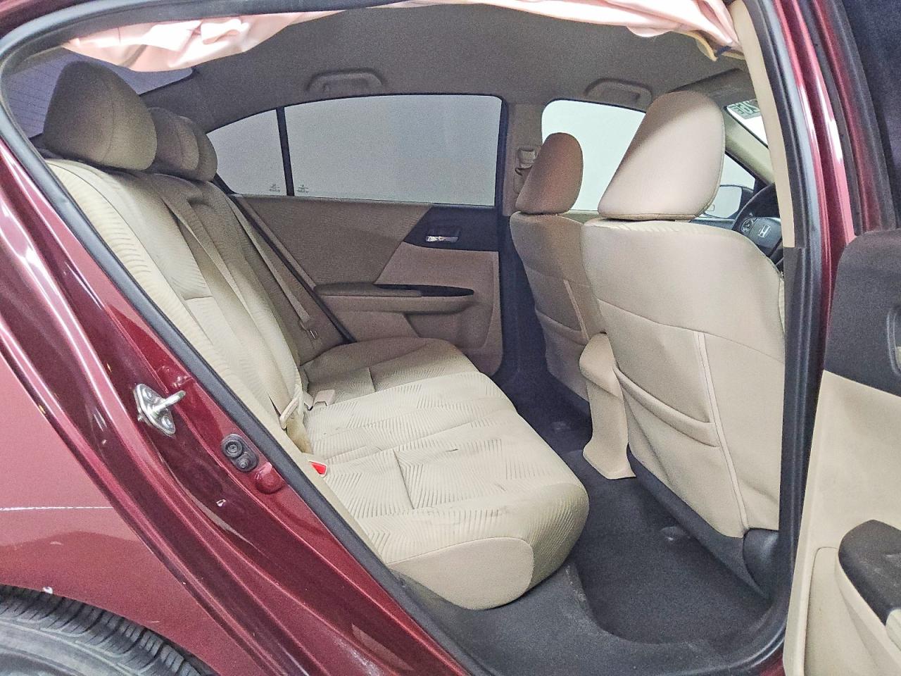 2015 Honda Accord Burgundy vin: 1HGCR2F38FA223780
