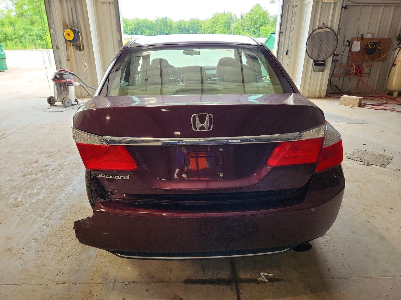 2015 Honda Accord Lx Maroon vin: 1HGCR2F38FA237209