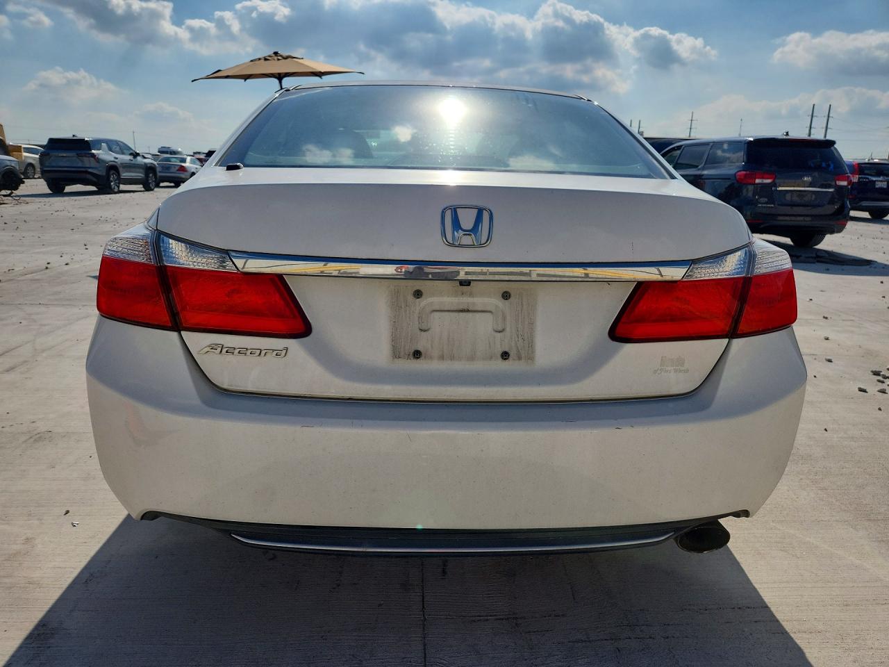 2015 Honda Accord Lx White vin: 1HGCR2F38FA250199