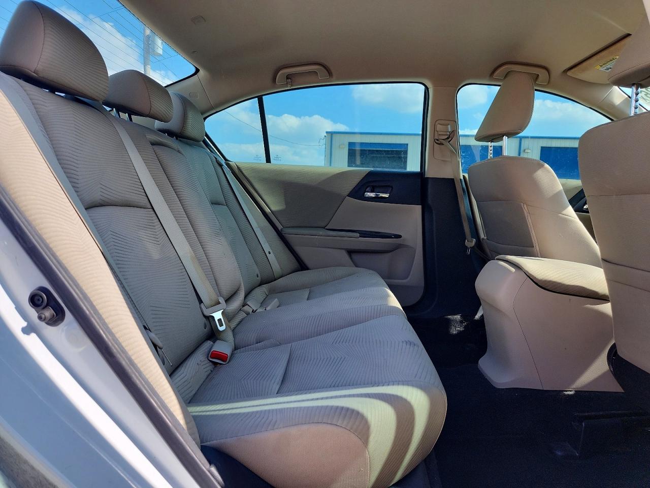 2015 Honda Accord Lx White vin: 1HGCR2F38FA250199