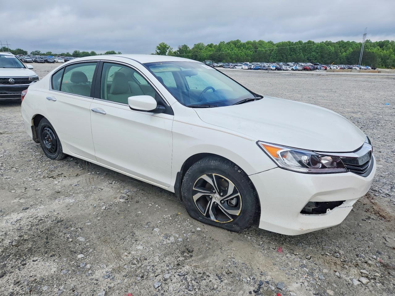 2017 Honda Accord Lx White vin: 1HGCR2F38HA057604