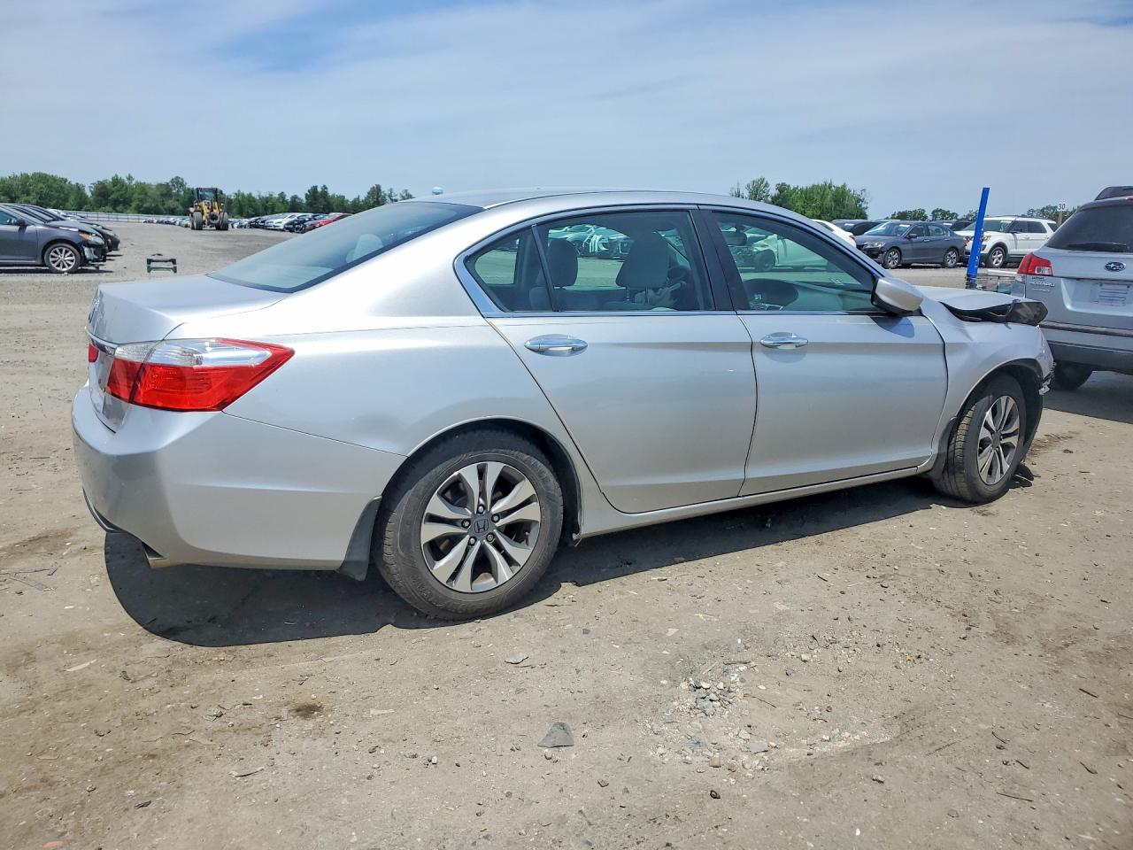 2013 Honda Accord Lx Silver vin: 1HGCR2F39DA011936