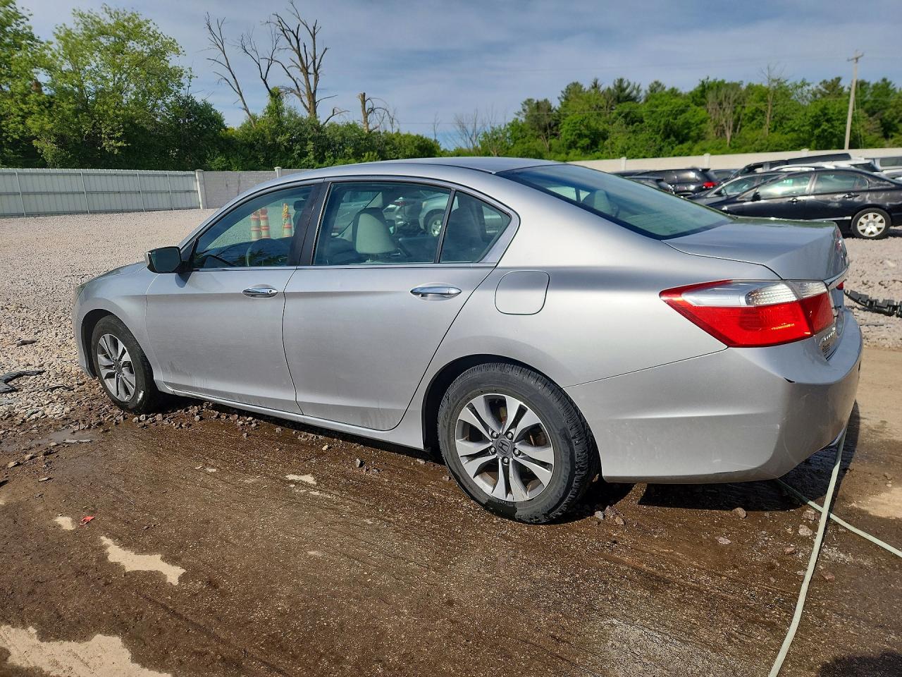 2013 Honda Accord Lx Silver vin: 1HGCR2F39DA093084