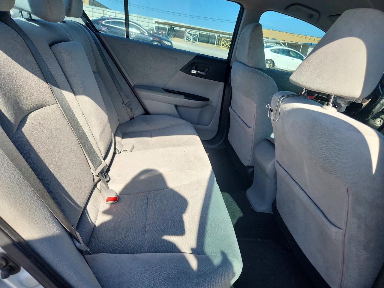 2013 Honda Accord Lx Silver vin: 1HGCR2F39DA095952
