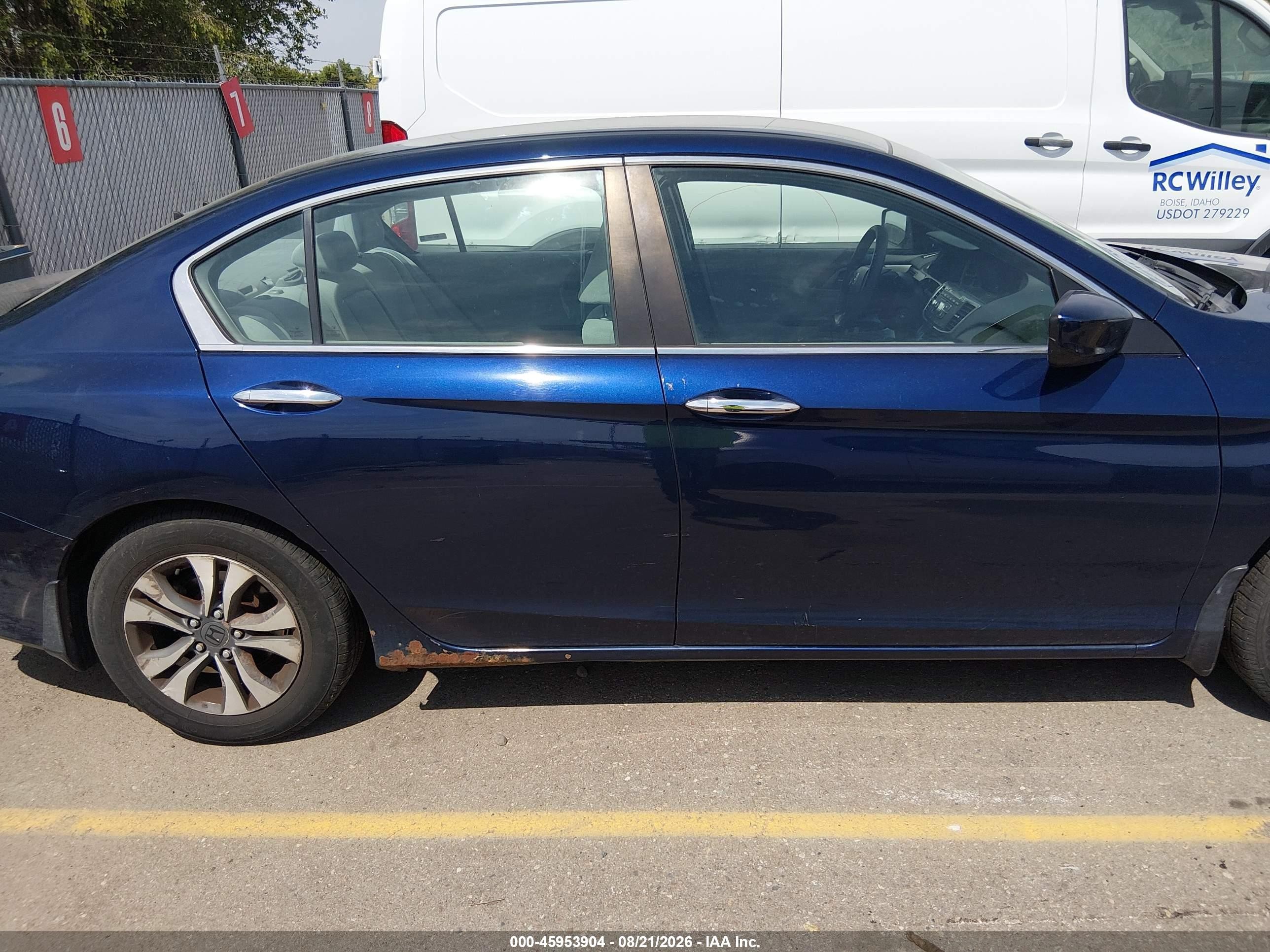 2013 Honda Accord Lx Blue vin: 1HGCR2F39DA111177