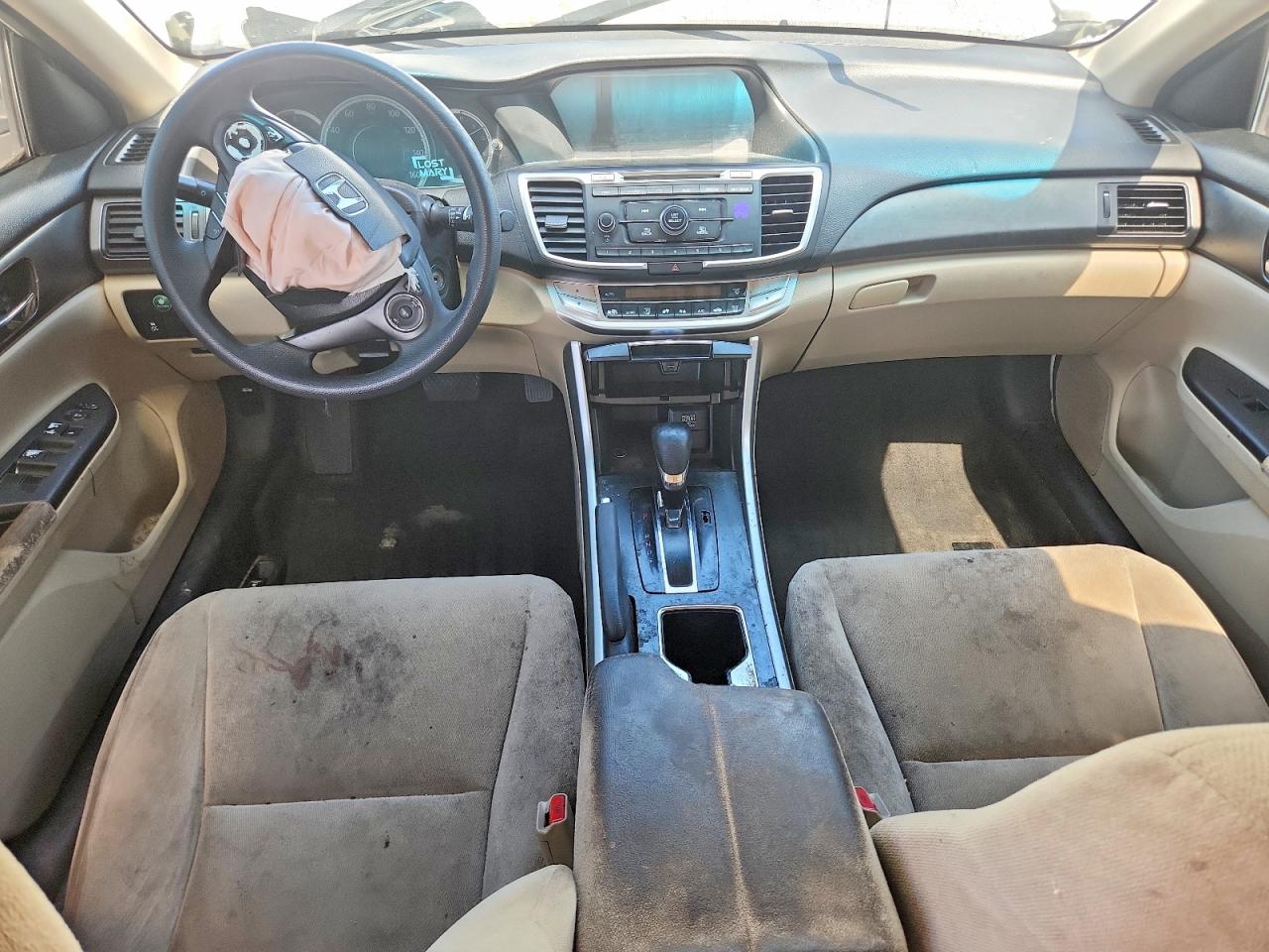 2013 Honda Accord White vin: 1HGCR2F39DA117559