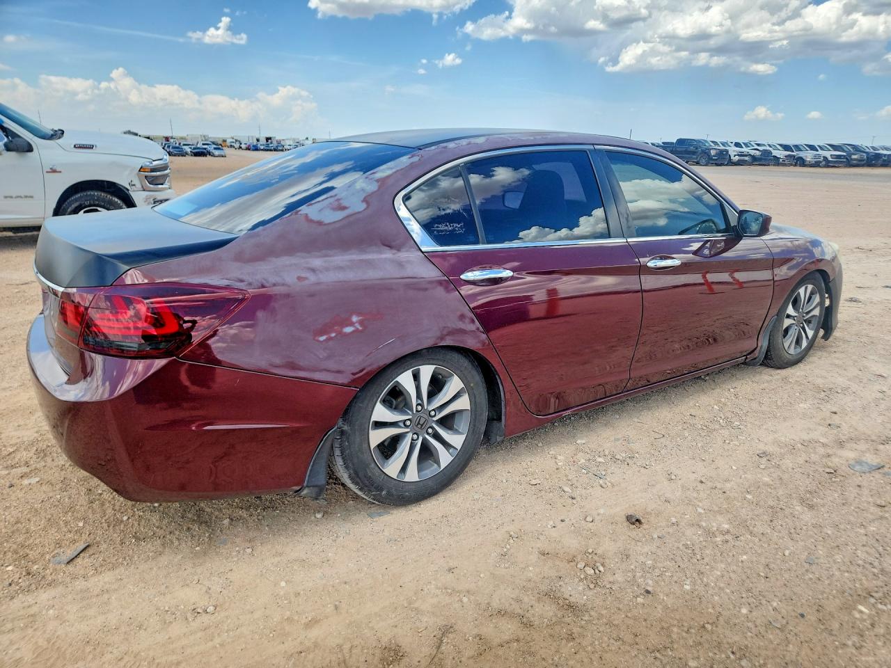 2013 Honda Accord Lx Burgundy vin: 1HGCR2F39DA139044