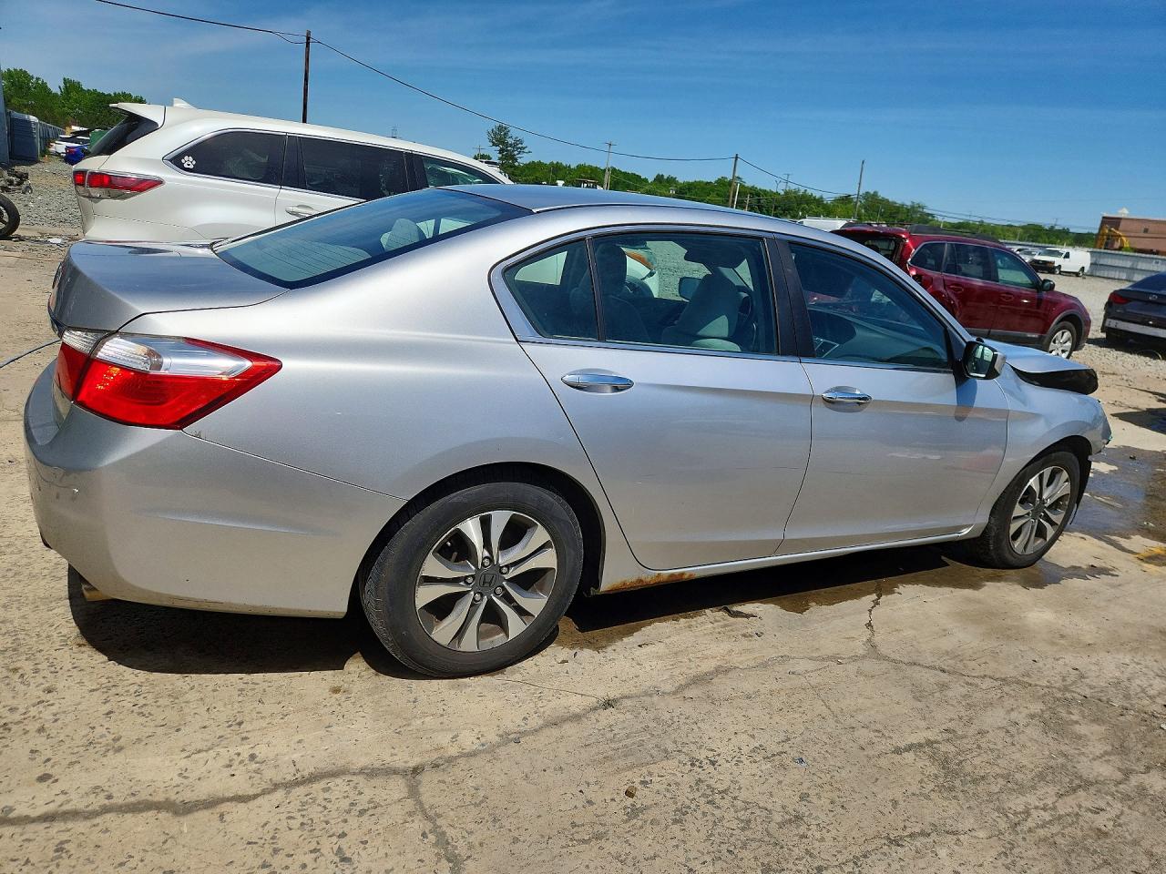 2013 Honda Accord Lx Silver vin: 1HGCR2F39DA145667