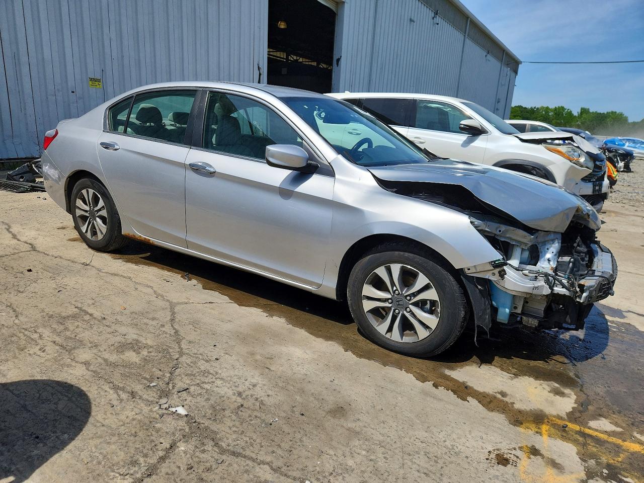 2013 Honda Accord Lx Silver vin: 1HGCR2F39DA145667
