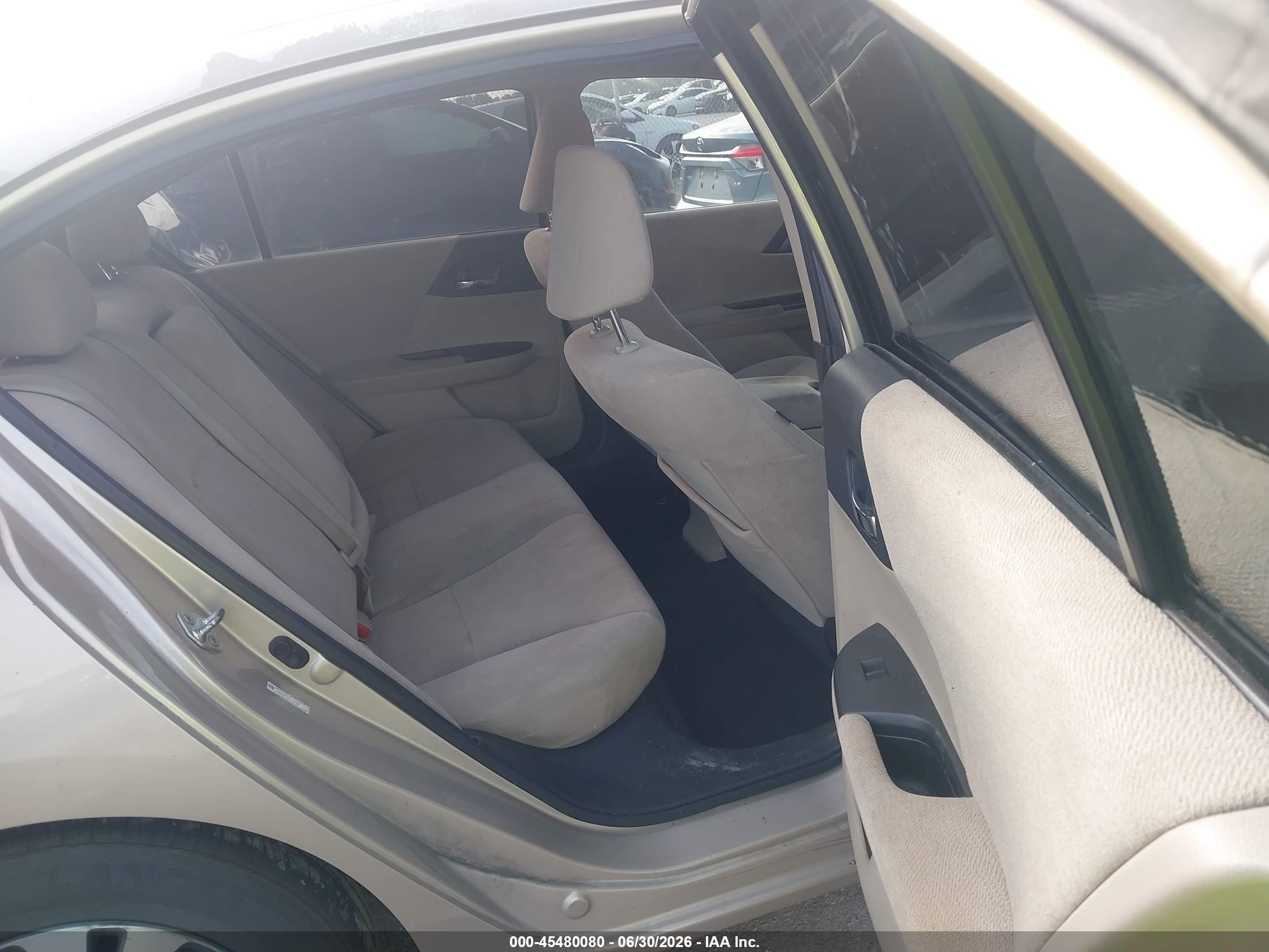 2013 Honda Accord Lx Gold vin: 1HGCR2F39DA147662