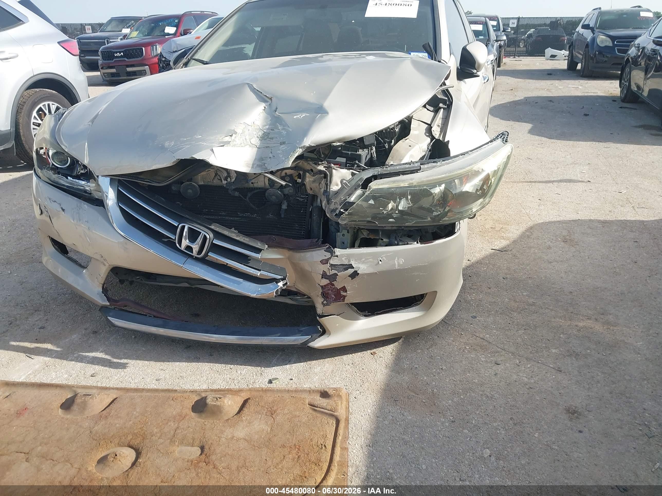 2013 Honda Accord Lx Gold vin: 1HGCR2F39DA147662
