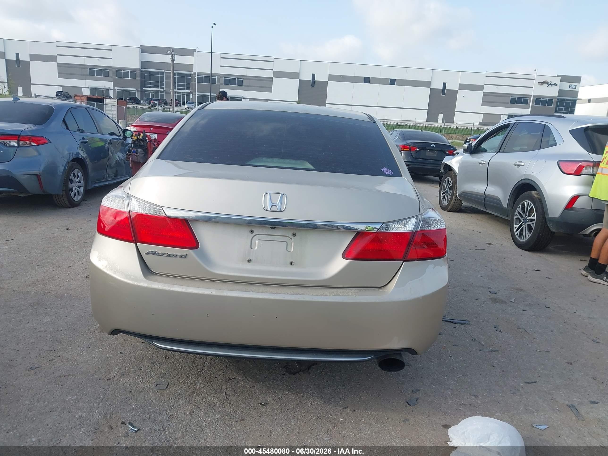 2013 Honda Accord Lx Gold vin: 1HGCR2F39DA147662