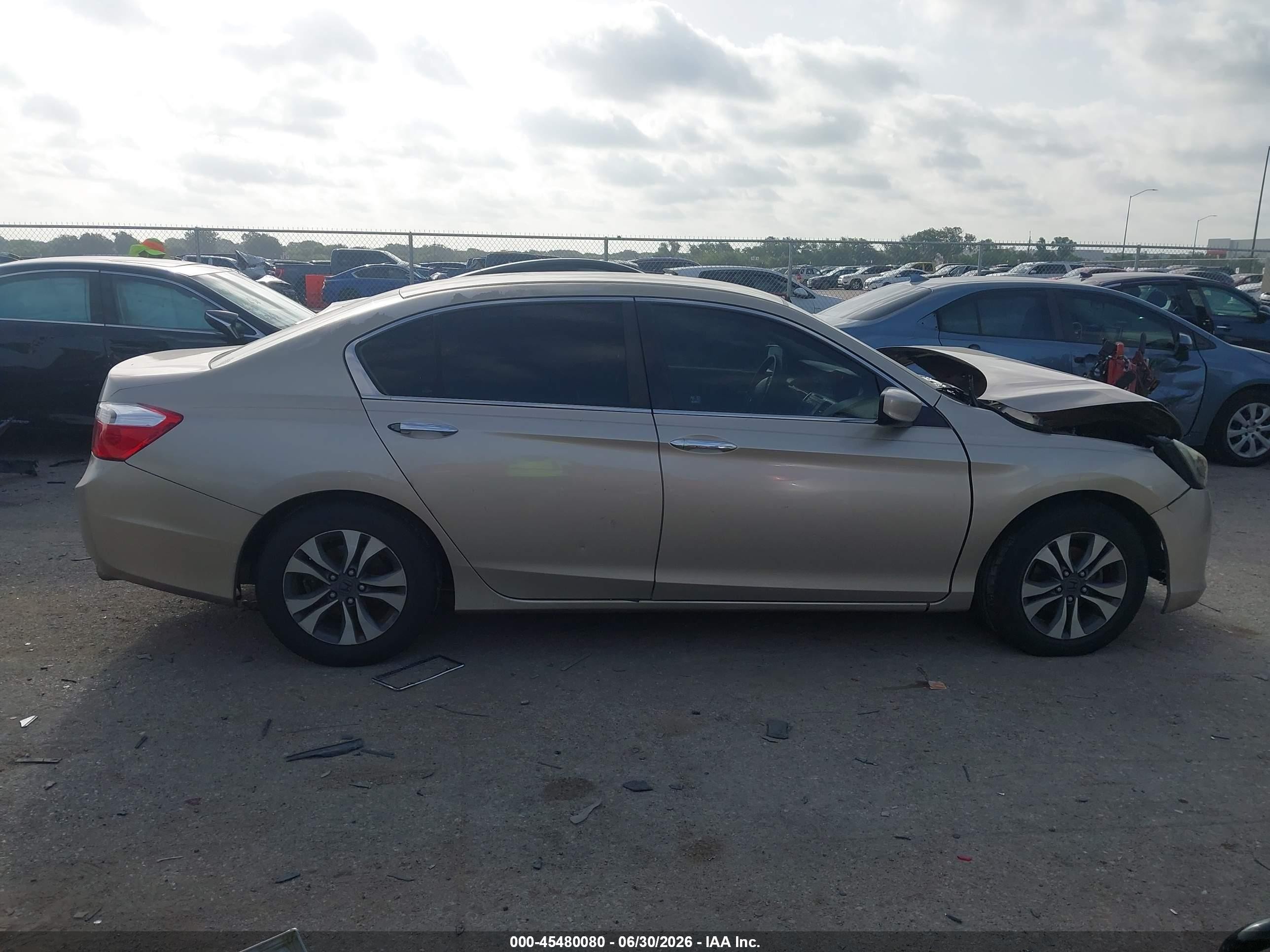 2013 Honda Accord Lx Gold vin: 1HGCR2F39DA147662