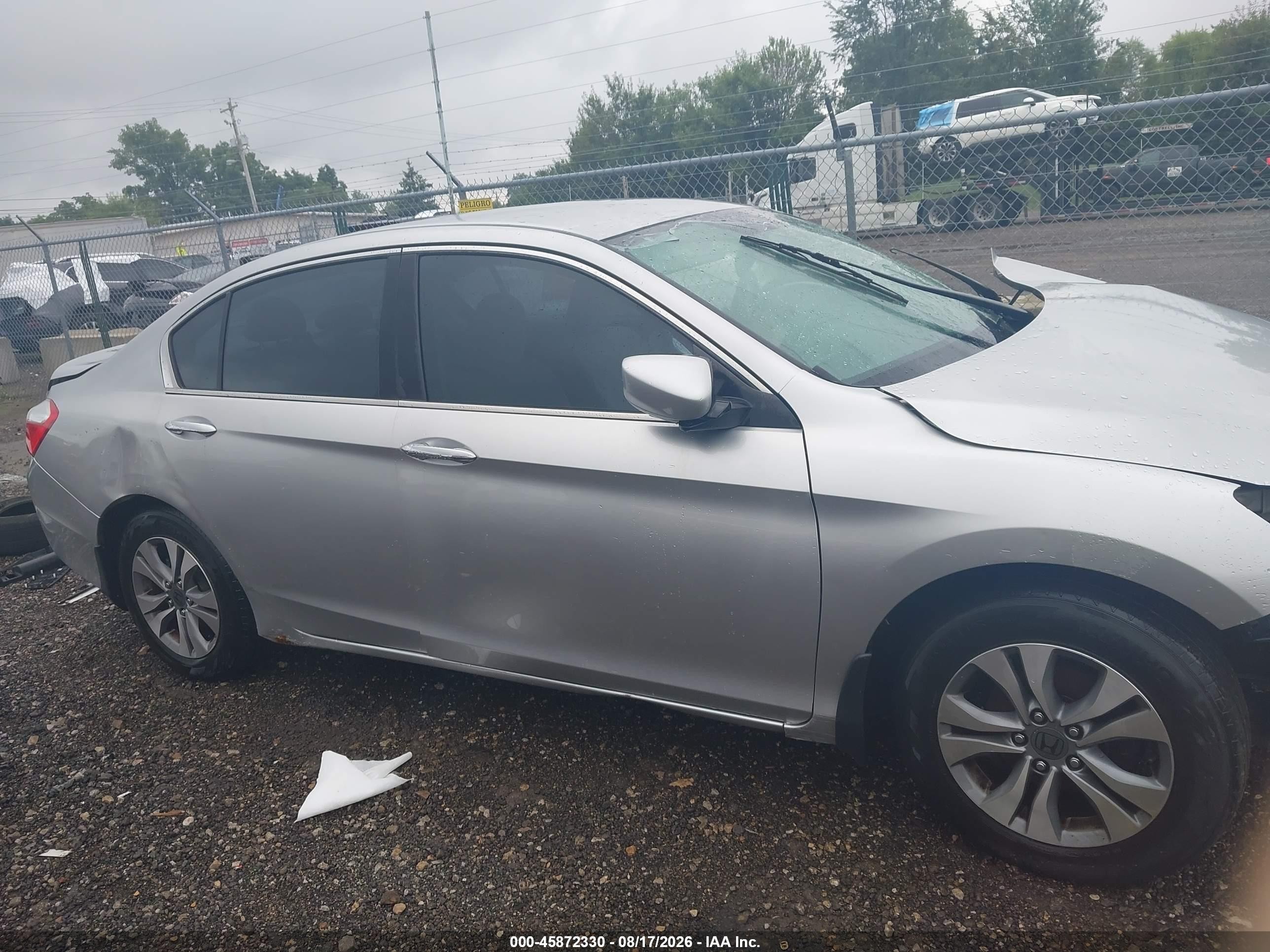 2013 Honda Accord Lx Серебряный vin: 1HGCR2F39DA209545