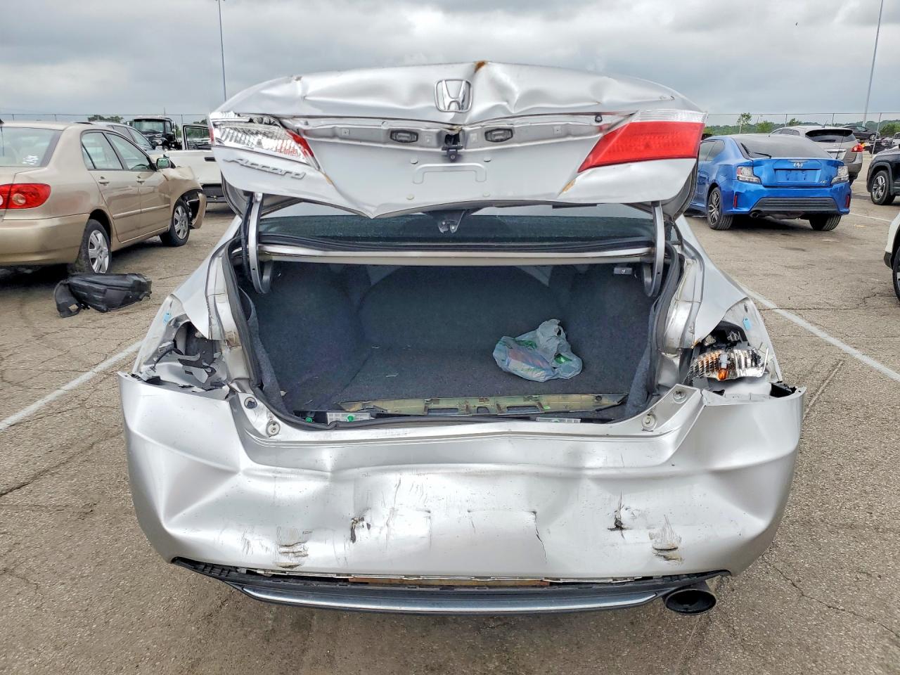 2013 Honda Accord Lx Silver vin: 1HGCR2F39DA224966