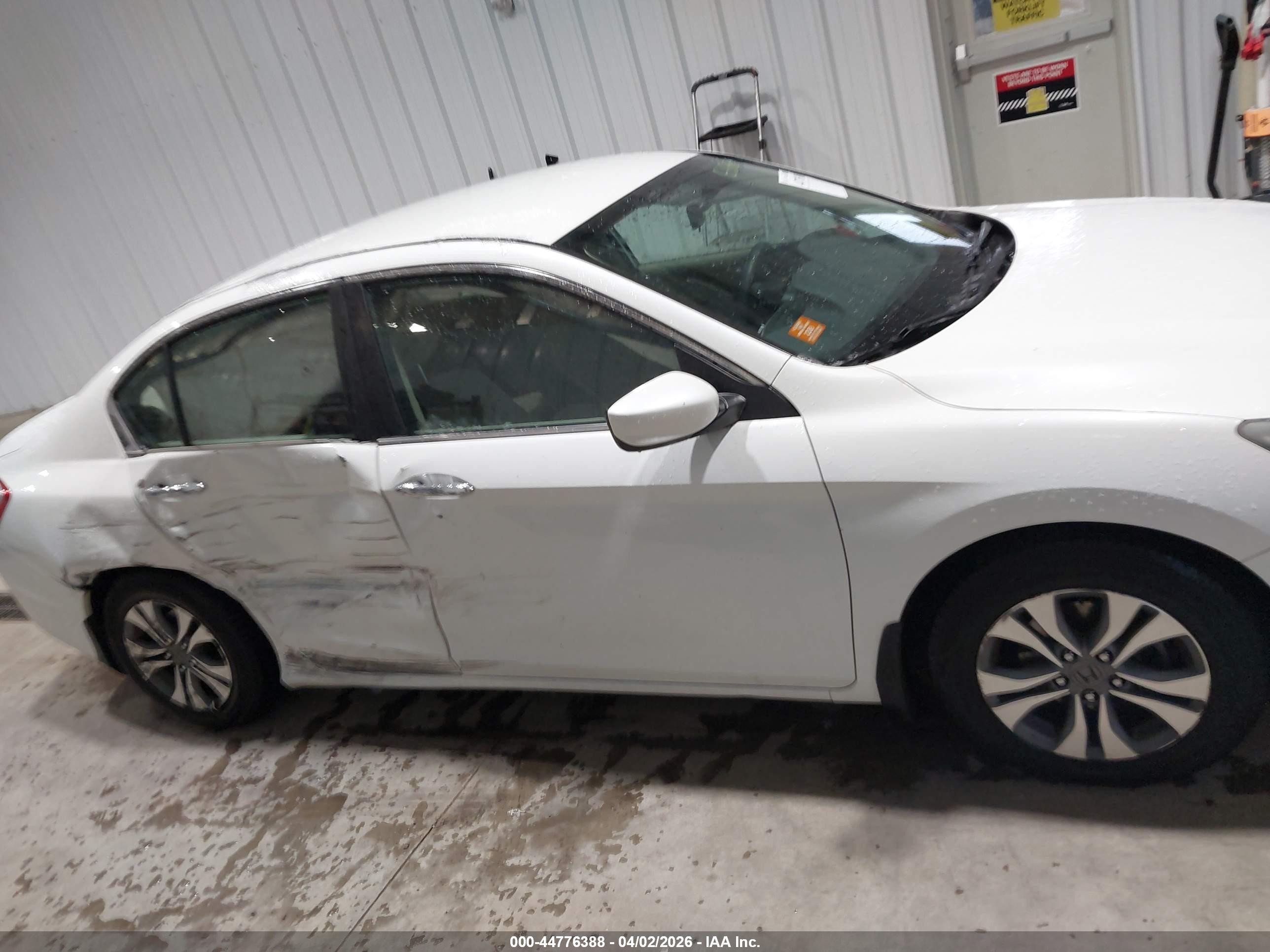 2013 Honda Accord Lx White vin: 1HGCR2F39DA231965