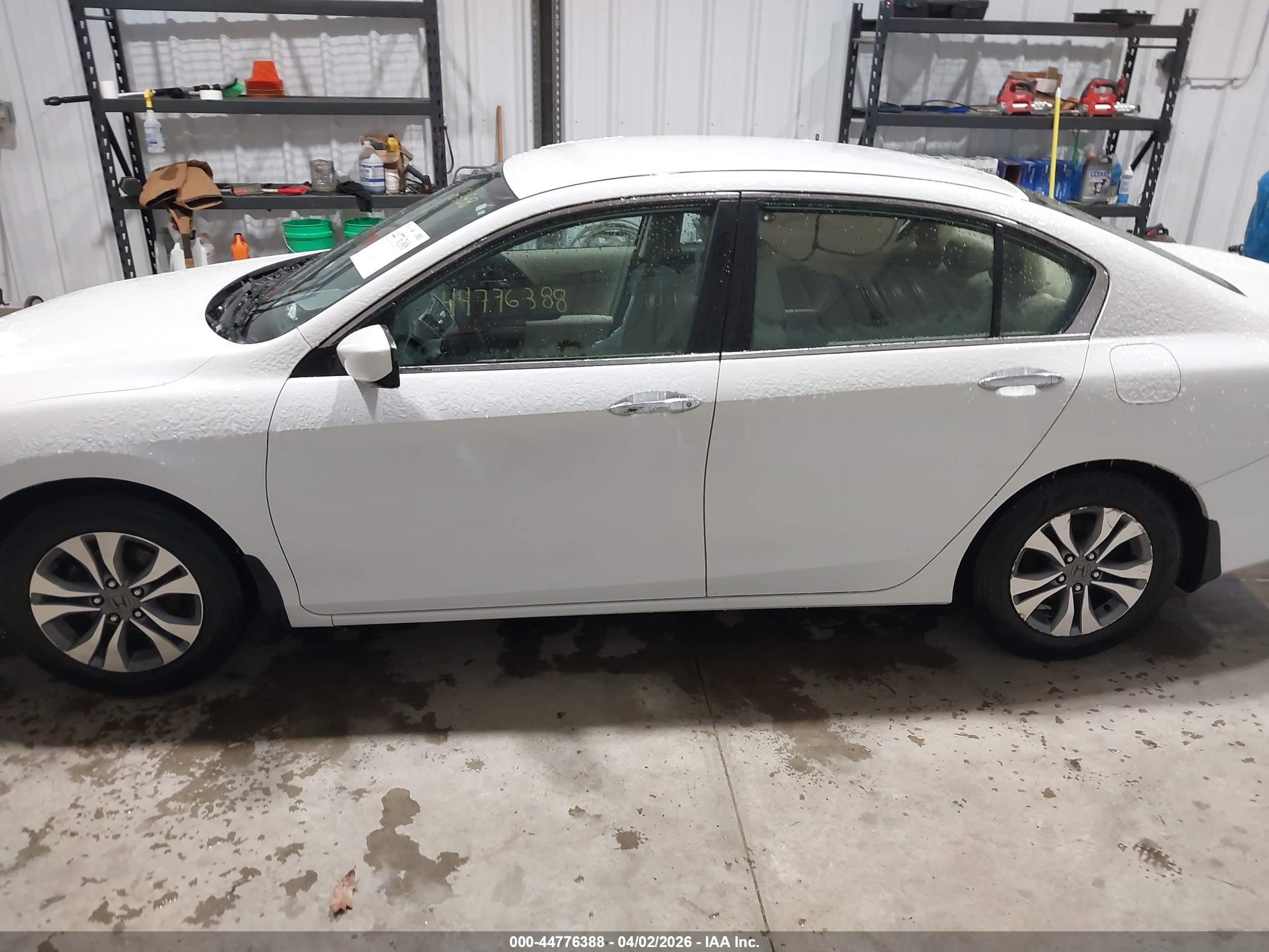 2013 Honda Accord Lx White vin: 1HGCR2F39DA231965