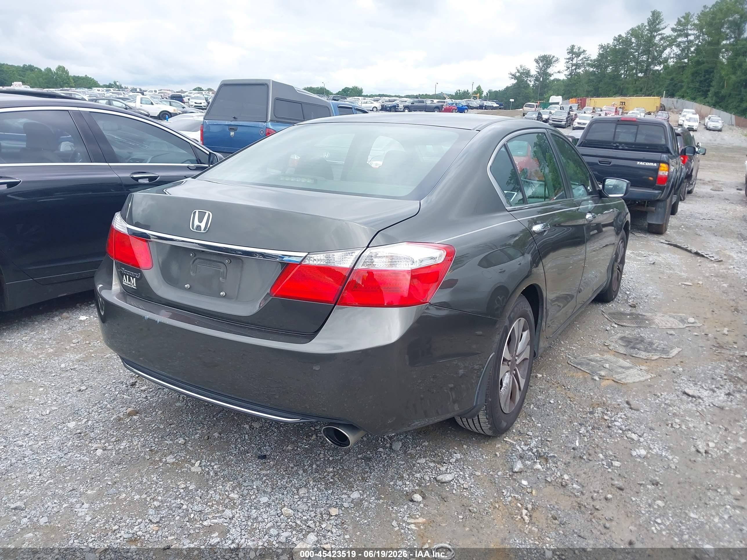 2013 Honda Accord Lx Gray vin: 1HGCR2F39DA233490