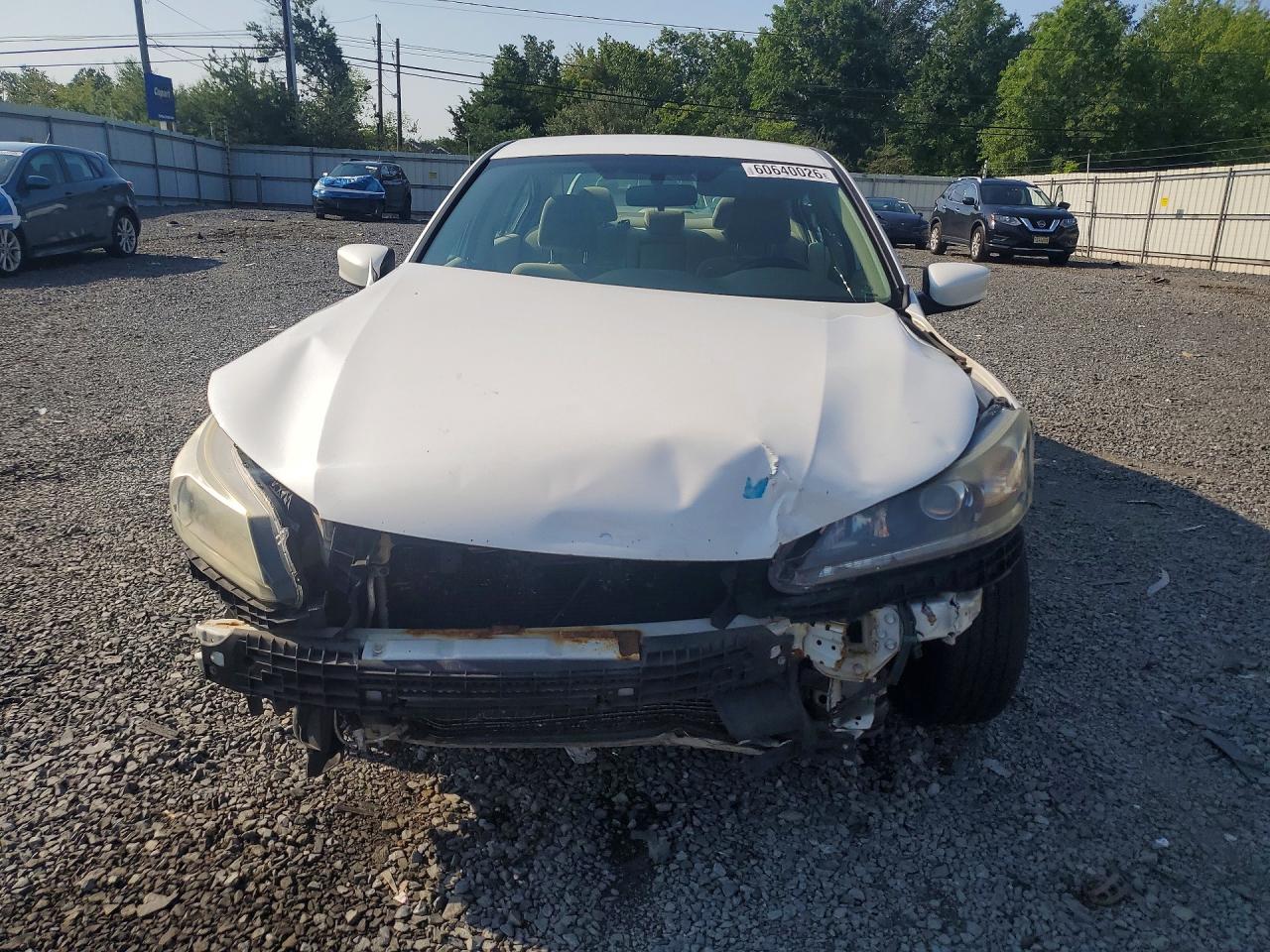 2013 Honda Accord Lx White vin: 1HGCR2F39DA240438
