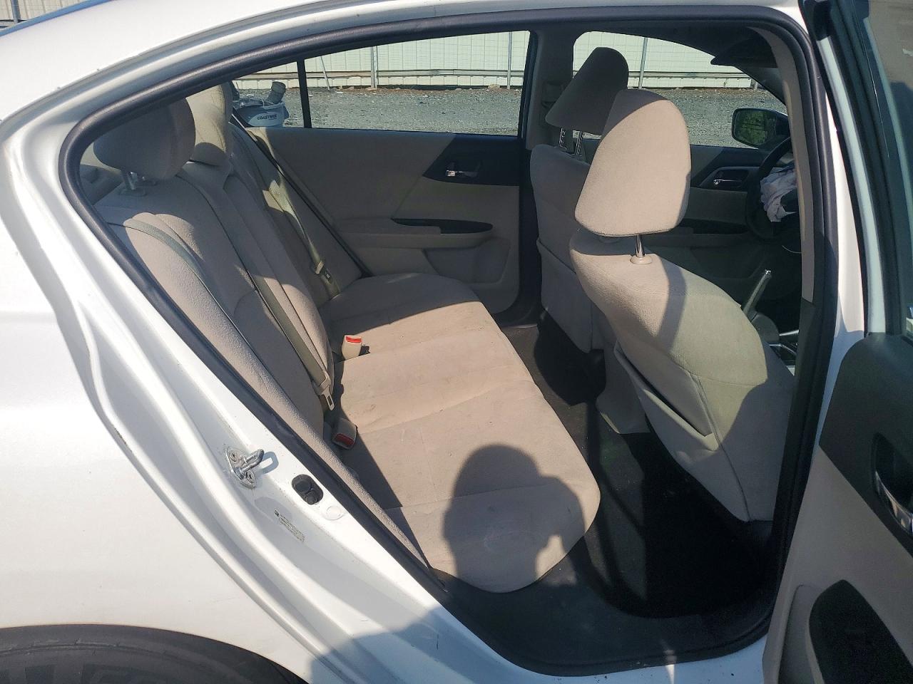2013 Honda Accord Lx White vin: 1HGCR2F39DA240438